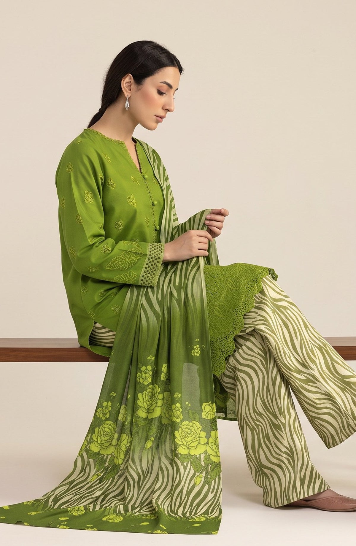 Jeem by Chikankari Khaddar Unstitched 3 Piece Suit - D-02 - AK26KJ - Green - Winter Collection