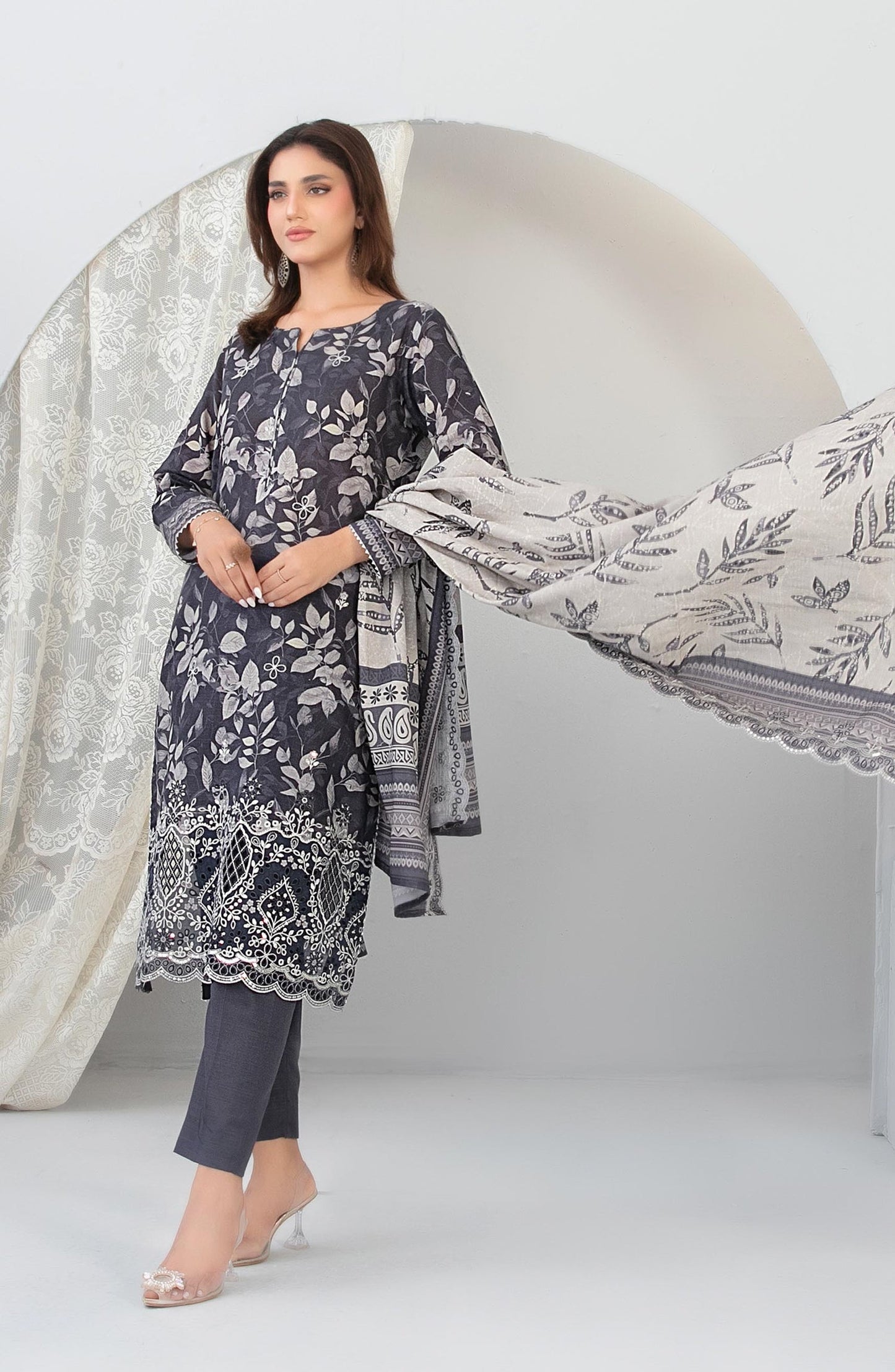 Madea by Tawakkal Fabrics Embroidered Khaddar Unstitched 3 Piece Suit - D-4771 - TF25MDEA - Blue - Winter Collection