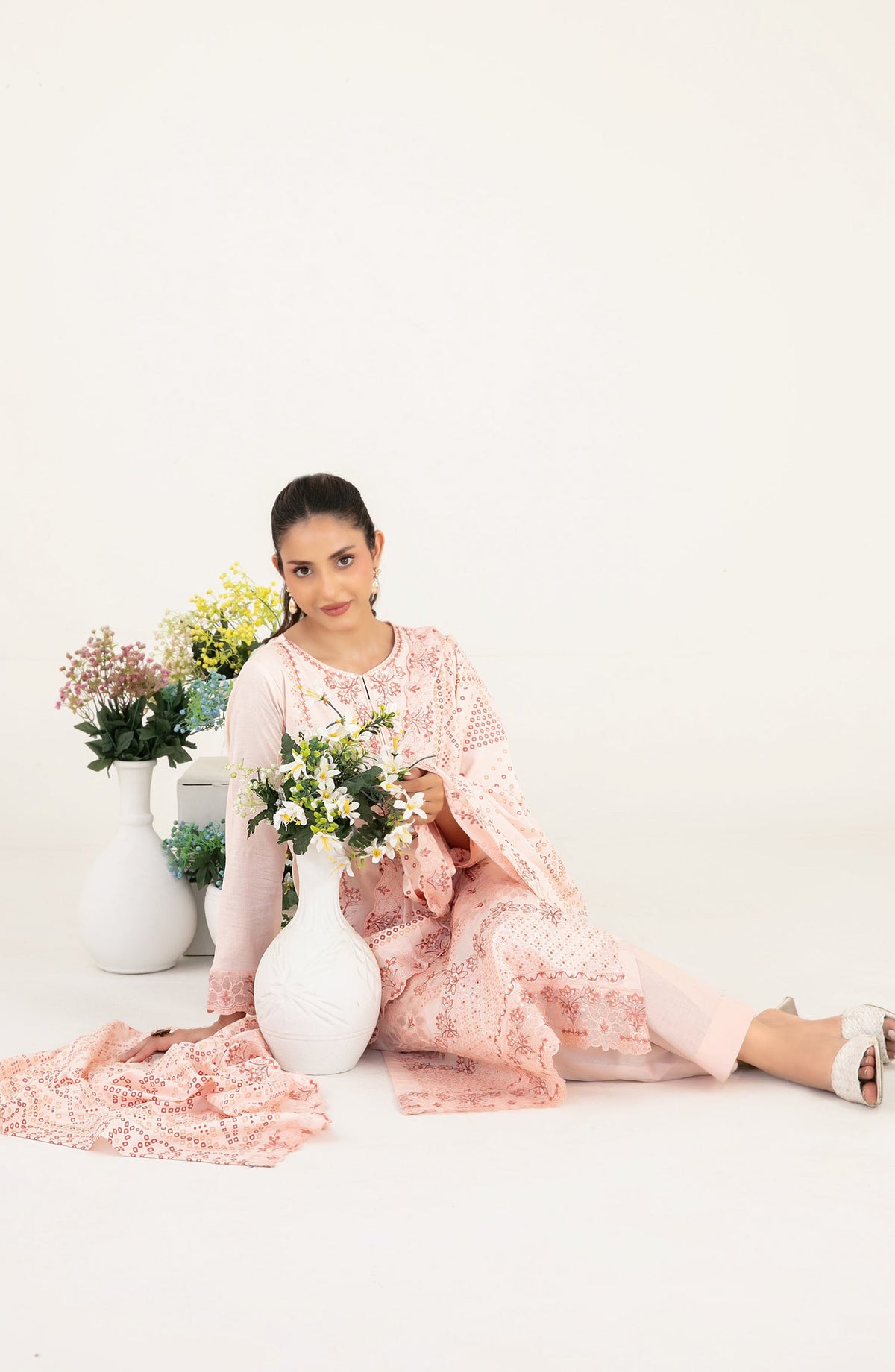 Mahara by Tawakkal Fabrics Embroidered Lawn Unstitched 3 Piece Suit - D-4013 - TF26HRA - Pink - Summer Collection