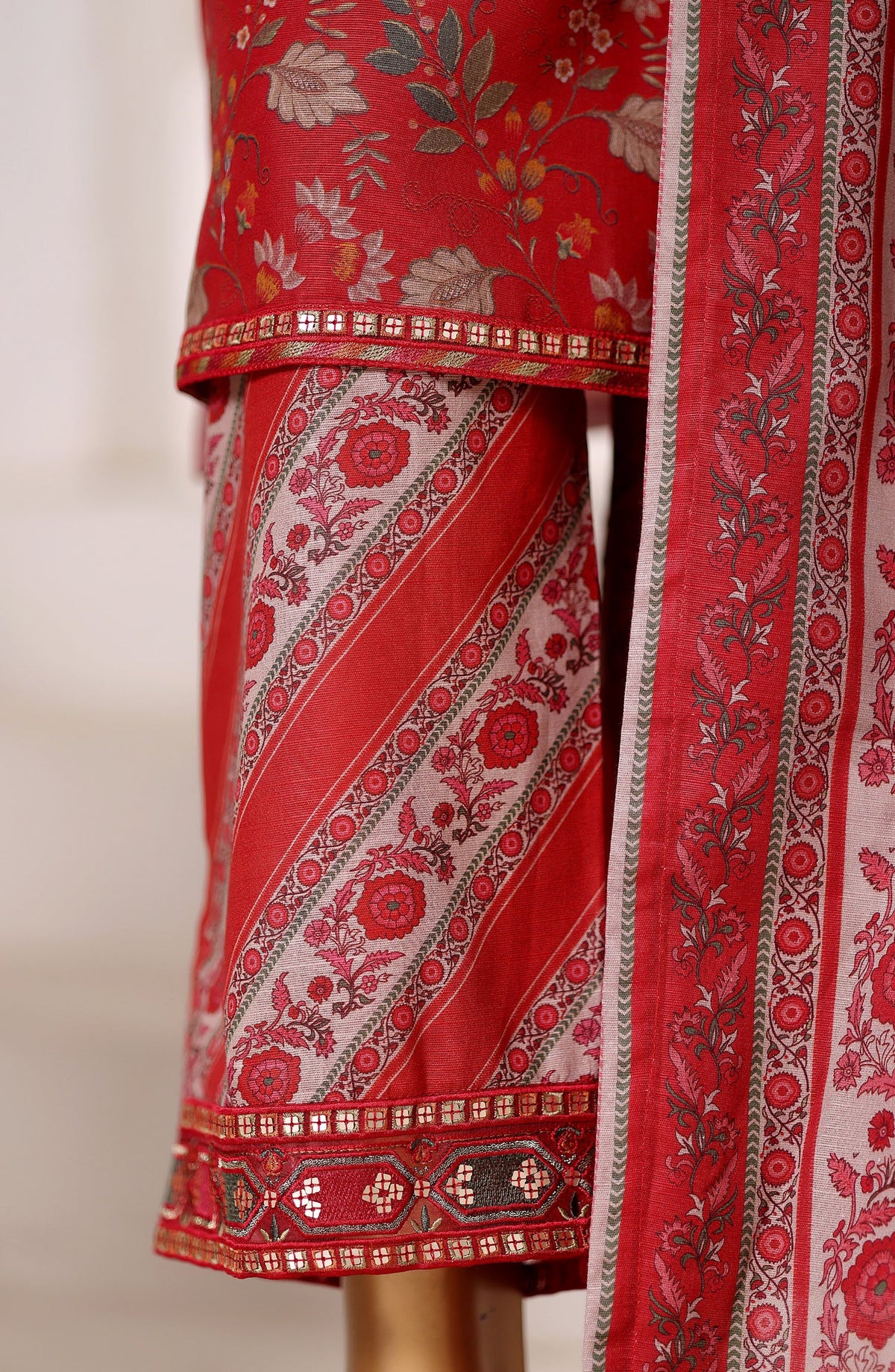 Malika by Sadabahar Embroidered Khaddar Stitched 3 Piece Suit - Design-05 - SBD252KA - Red - Winter Collection