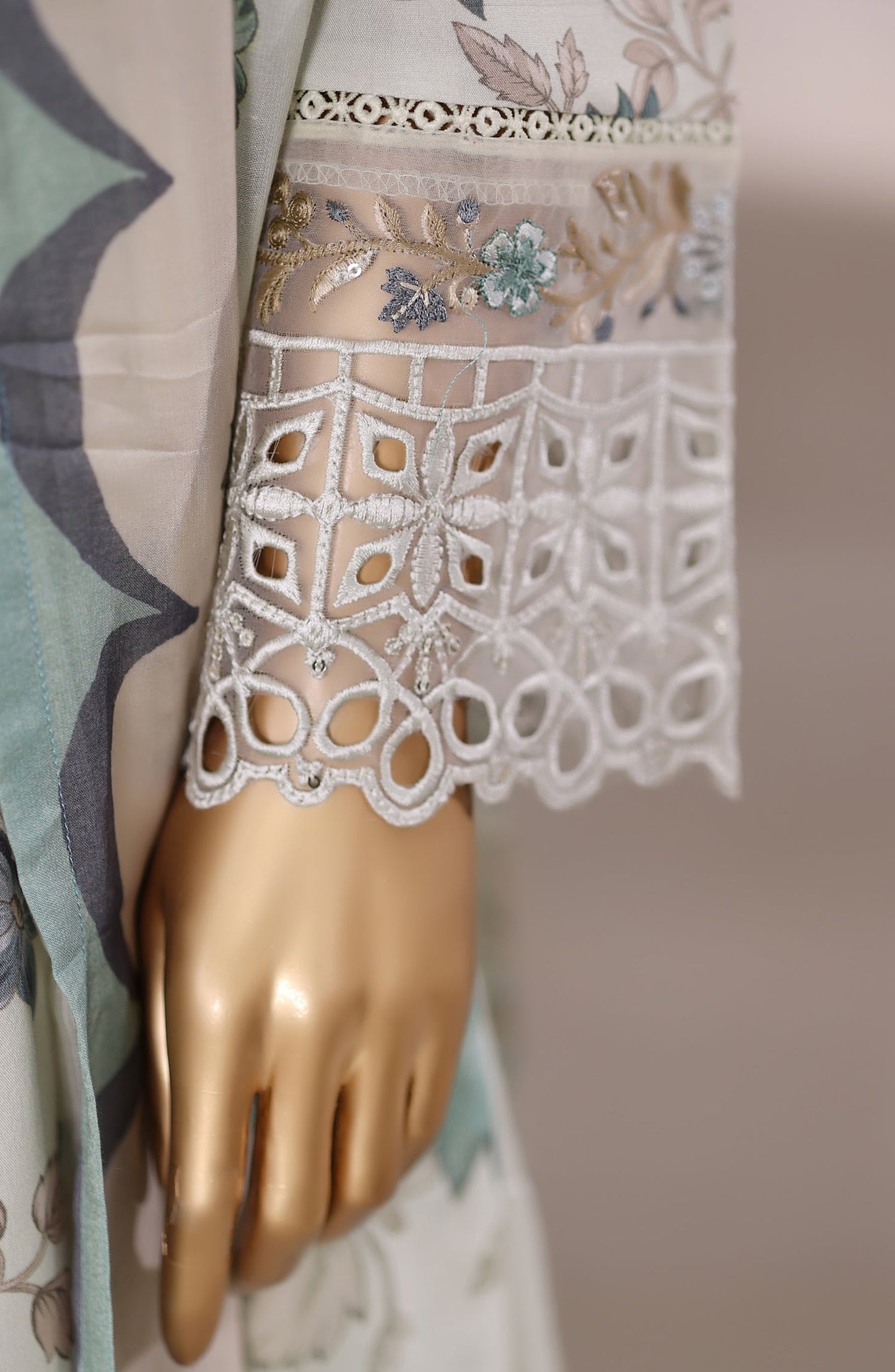 Malika by Sadabahar Embroidered Viscose Stitched 3 Piece Suit - D-02 - SBD25VFR - White - Winter Collection