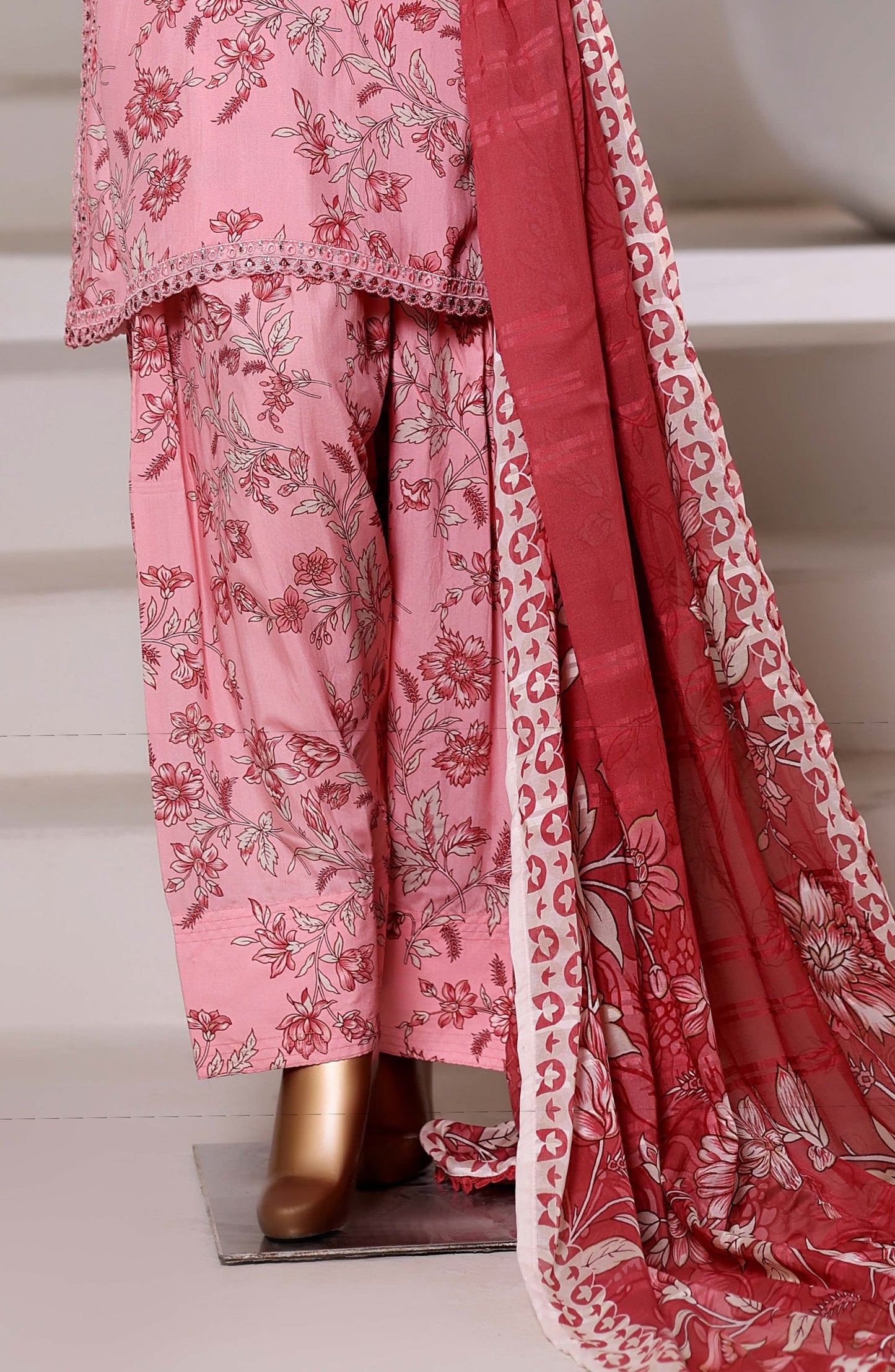 Malika by Sadabahar Embroidered Viscose Stitched 3 Piece Suit - D-02 - SBD25VSHI - Pink - Winter Collection
