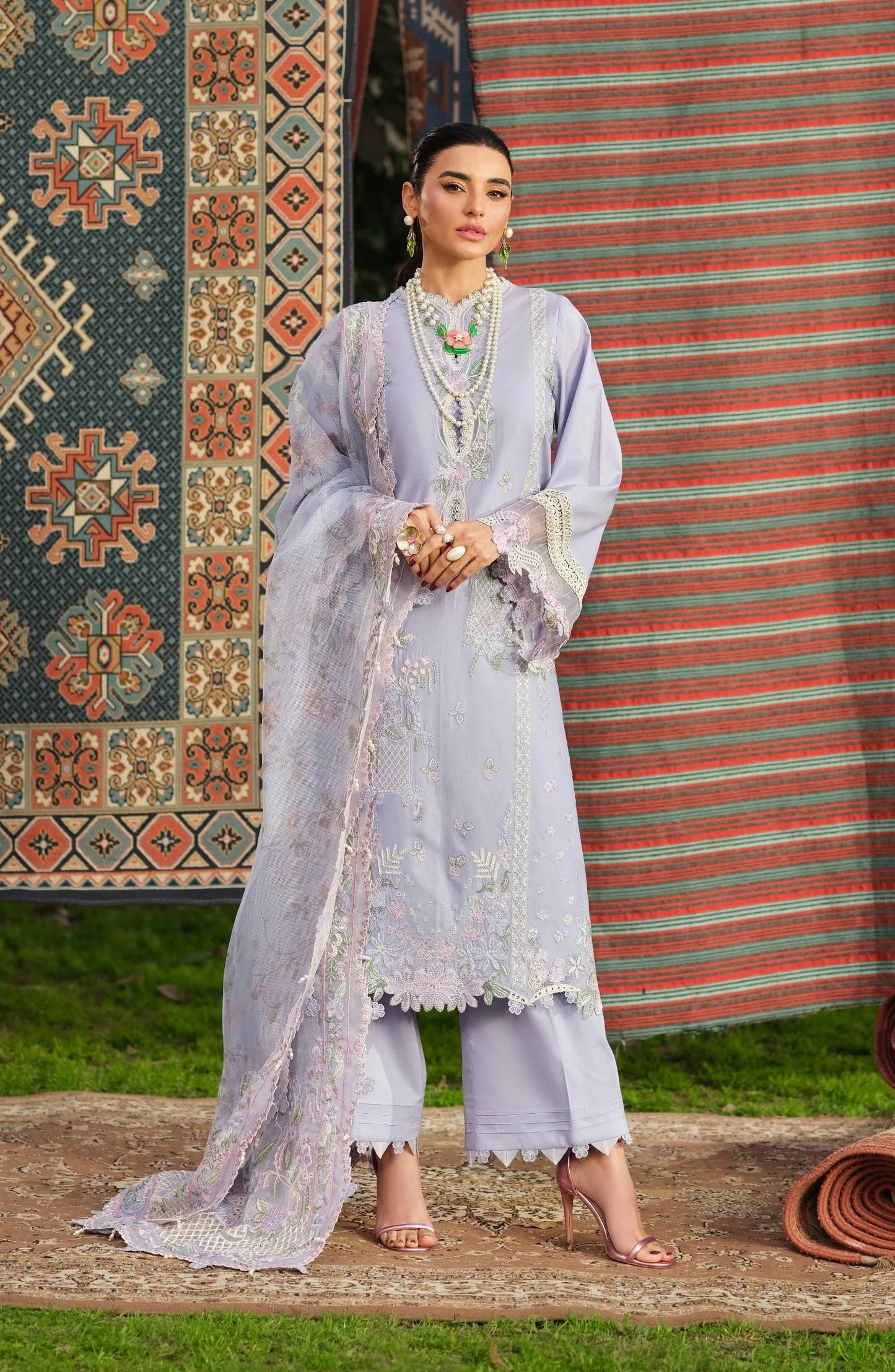 Maryam Hussain Embroidered Lawn Unstitched 3 Piece Suit - Jasmine - MRH26LW - Lavender - Luxury Summer Collection