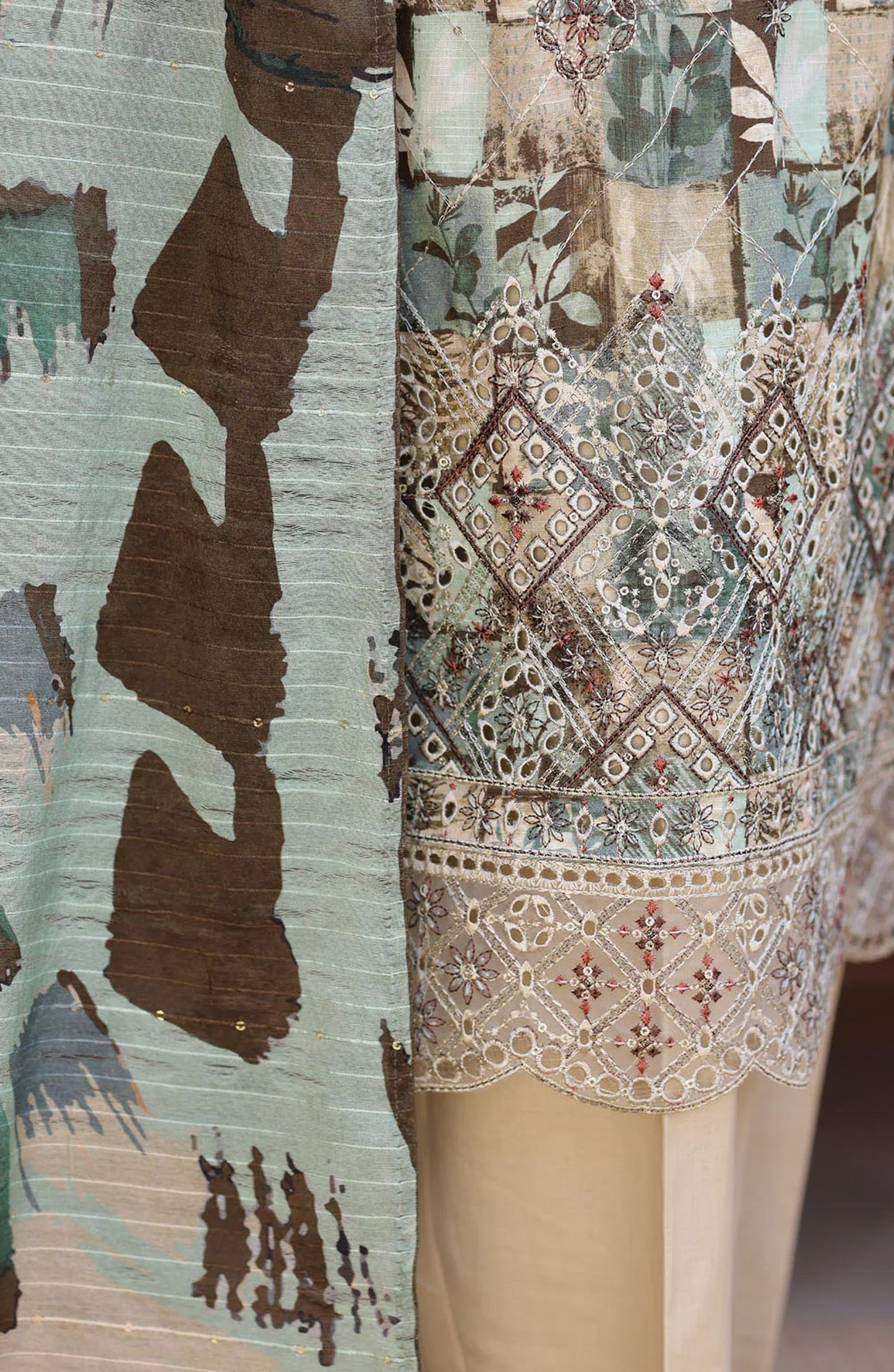 Naubahar by HZ Textiles Embroidered Lawn Unstitched 3 Piece Suit - D-02 - HZ26BIHR - Grey - Festive Collection