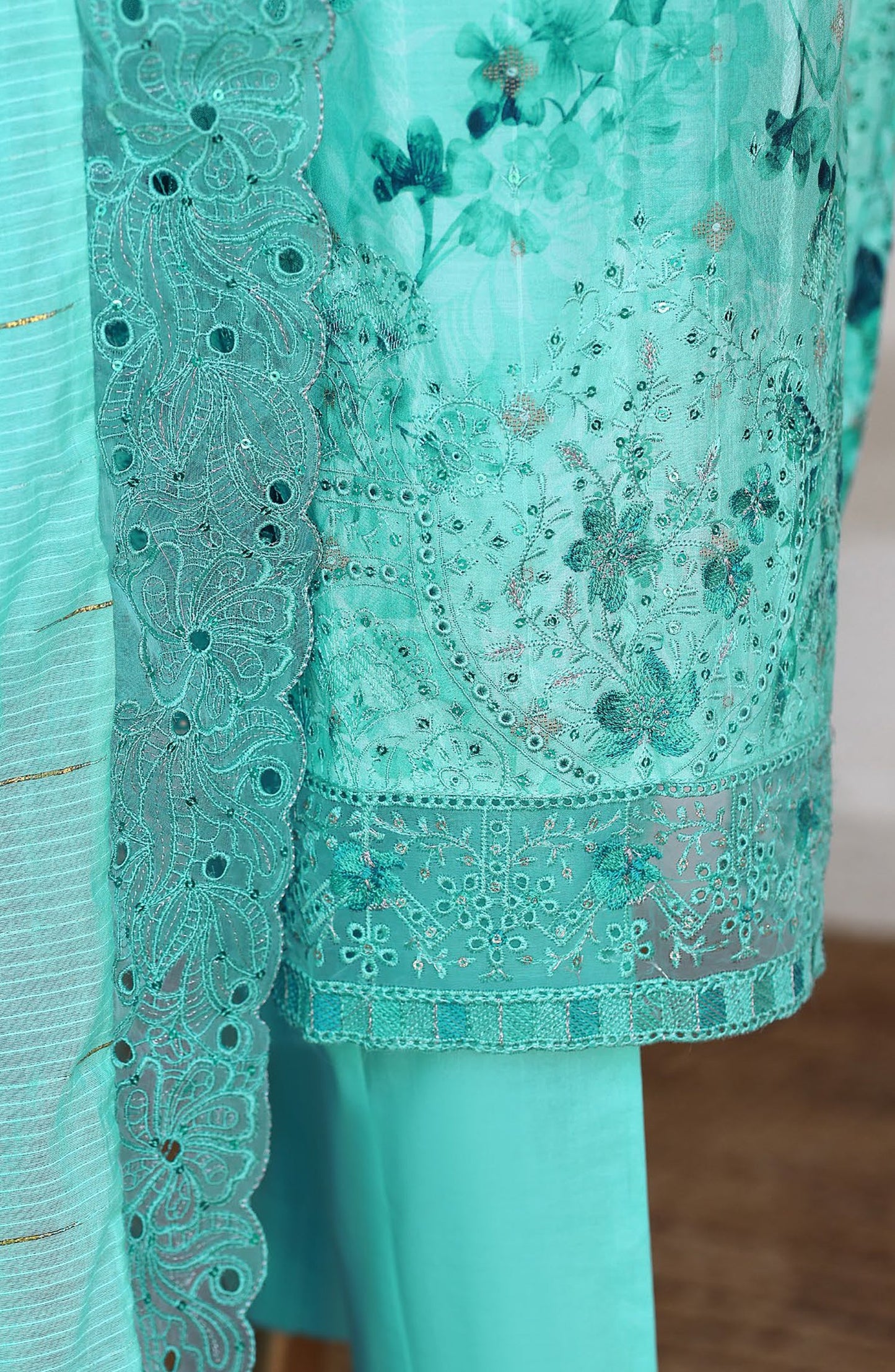 Ninokara by HZ Textile Embroidered Jacquard Unstitched 3 Piece Suit - D-06 - HZ26KNRA - Ferozi - Summer Collection