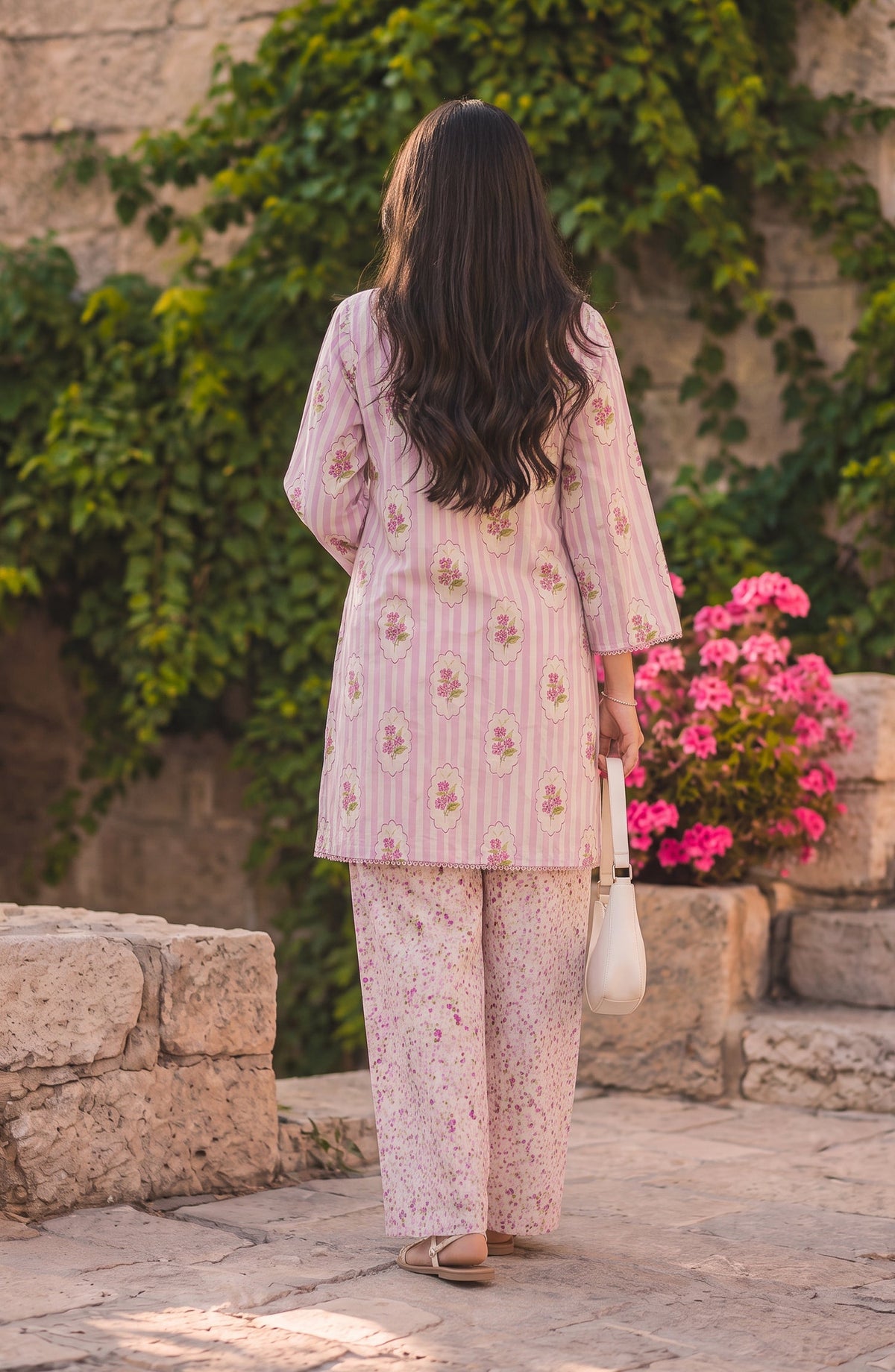 Parchhai by Amna Khadija Printed Cotton Stitched 2 Piece Co-ord Set - AKP-12M - AM26CHI - Pink - Summer Collection