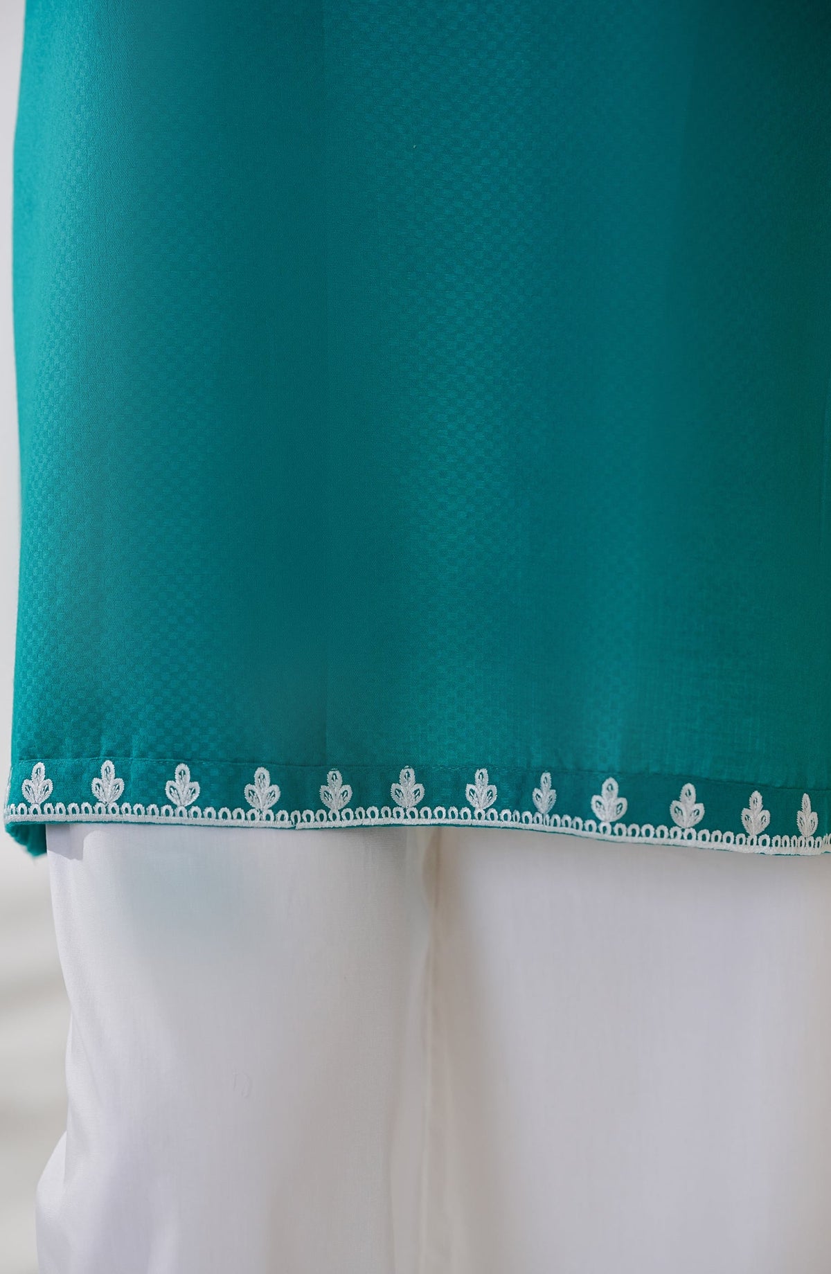 Passu by Amna Khadija Embroidered Fancy Jacquard Stitched Top - PET-05 - AM25PSU - Green - Casual Collection