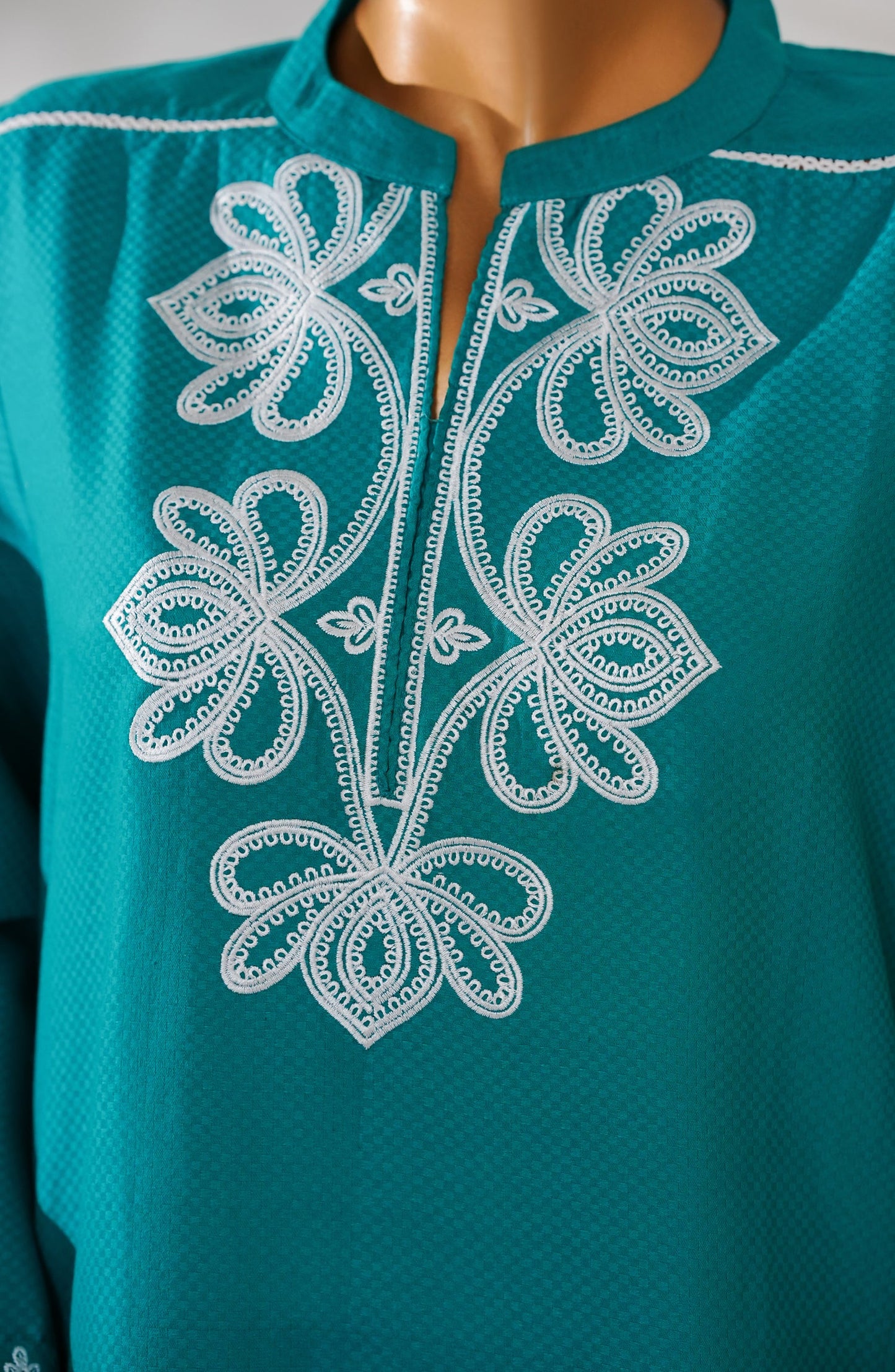Passu by Amna Khadija Embroidered Fancy Jacquard Stitched Top - PET-05 - AM25PSU - Green - Casual Collection