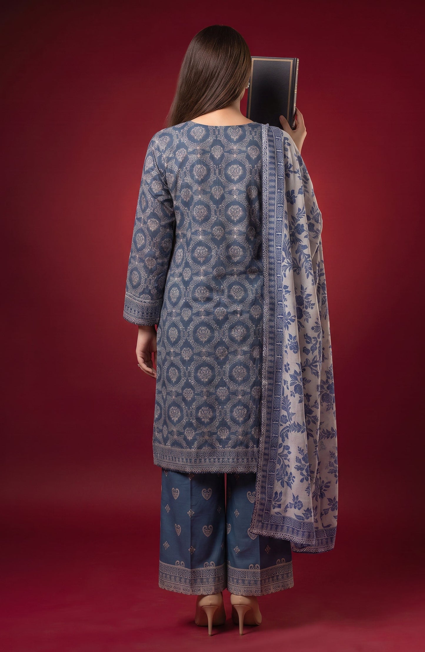 Rang e Bahar by Amna Khadija Embroidered Lawn Stitched 3 Piece Suit - AKRB-06 - AM26RNB - Blue - Summer Collection
