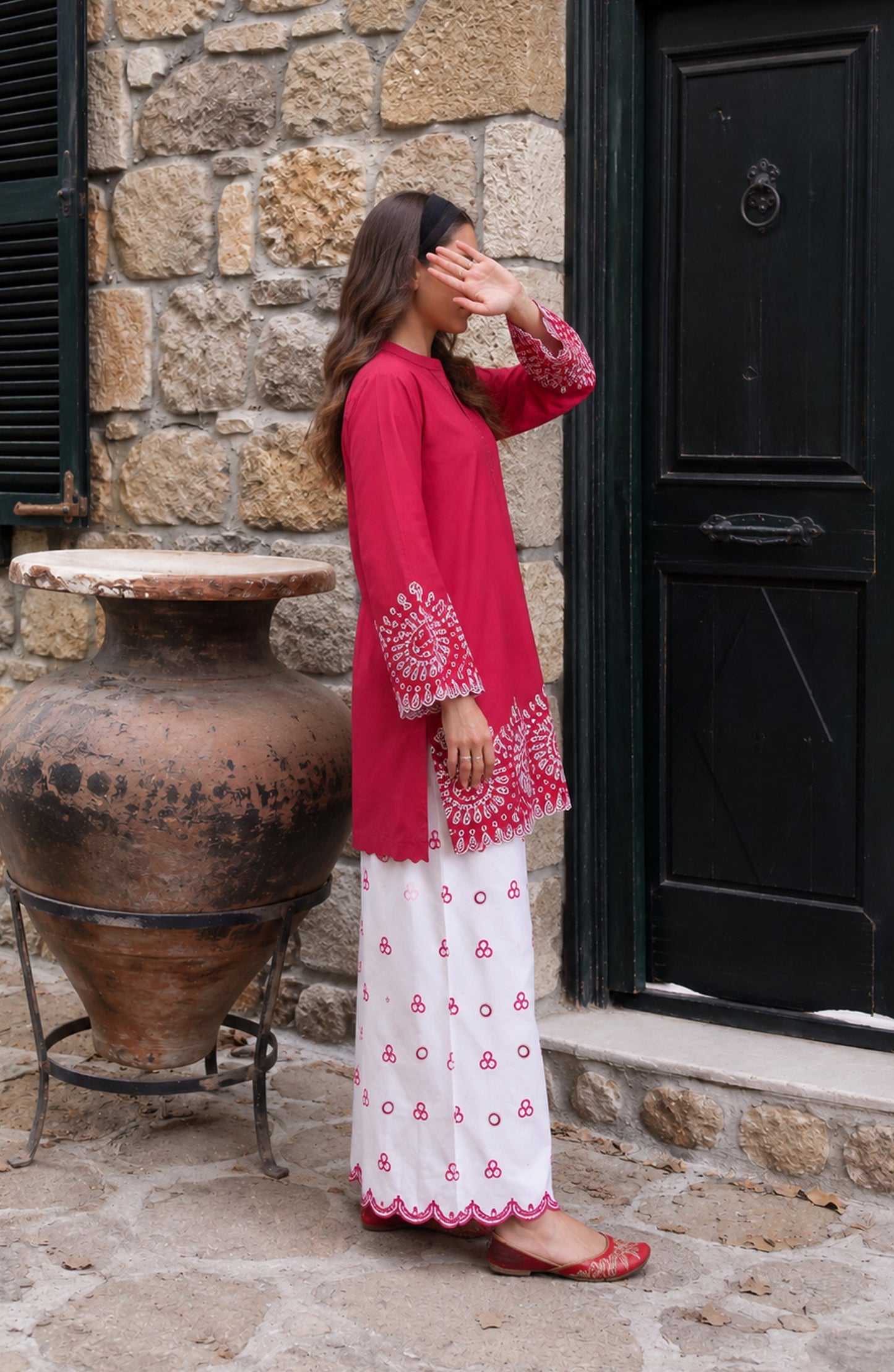 Rang e Mirha by Amna Khadija Embroidered Cotton Lawn Stitched 2 Piece Suit - AKRM-06 - AM26RGMR - Pink - Summer Collection