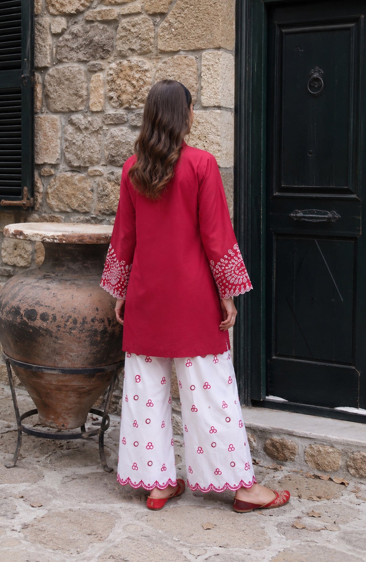 Rang e Mirha by Amna Khadija Embroidered Cotton Lawn Stitched 2 Piece Suit - AKRM-06 - AM26RGMR - Pink - Summer Collection