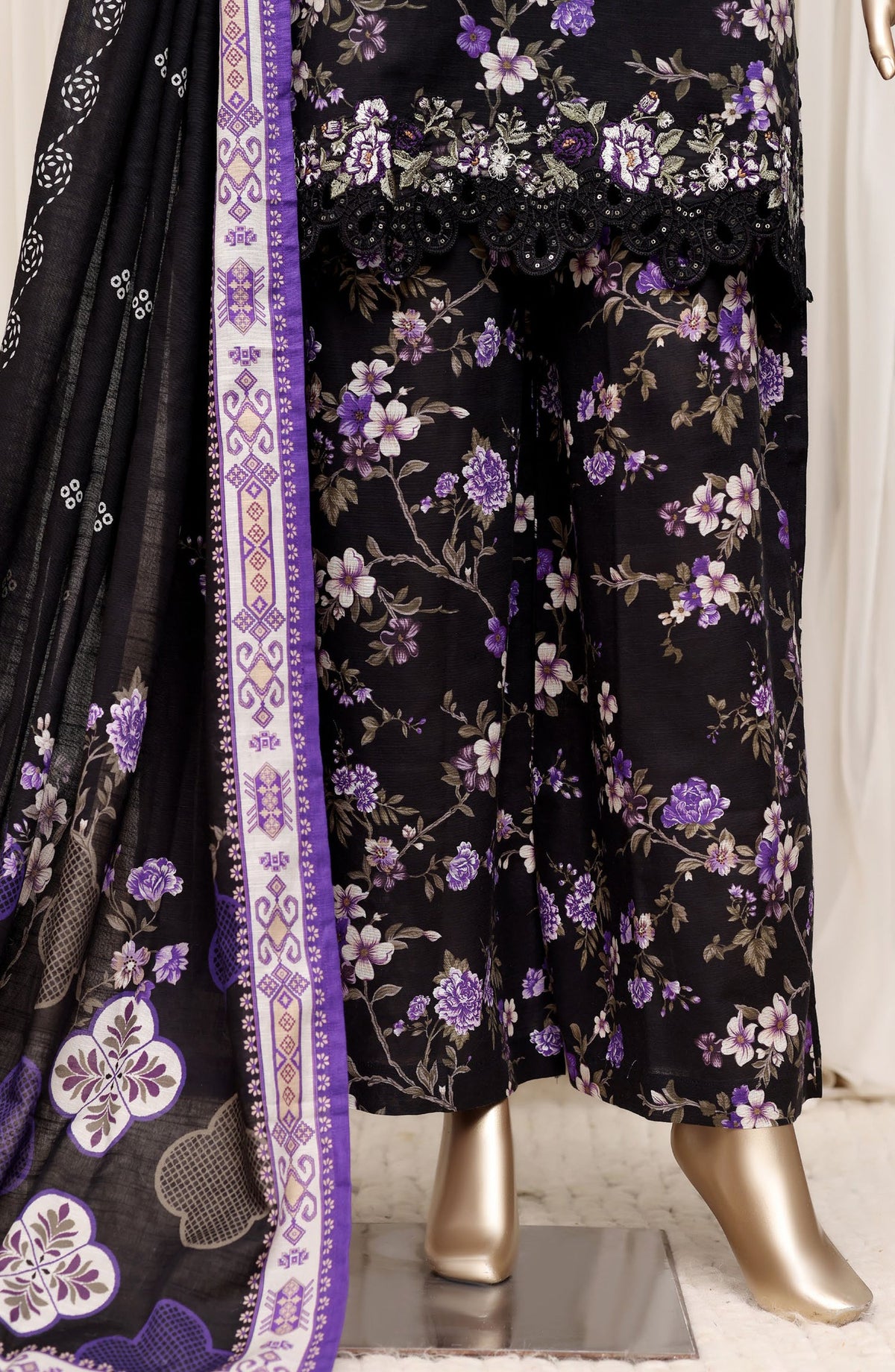 Raya by Sadabahar Embroidered Khaddar Stitched 3 Piece Suit - D-01 - SBD26DFS - Black - Festive Collection