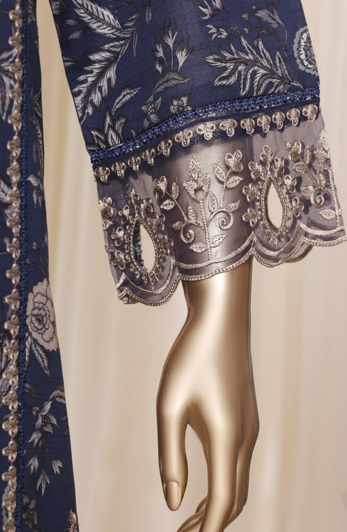 Sadabahar Embroidered Khaddar Stitched 3 Piece Suit - D-03 - SBD26LMT - Blue - Winter Collection