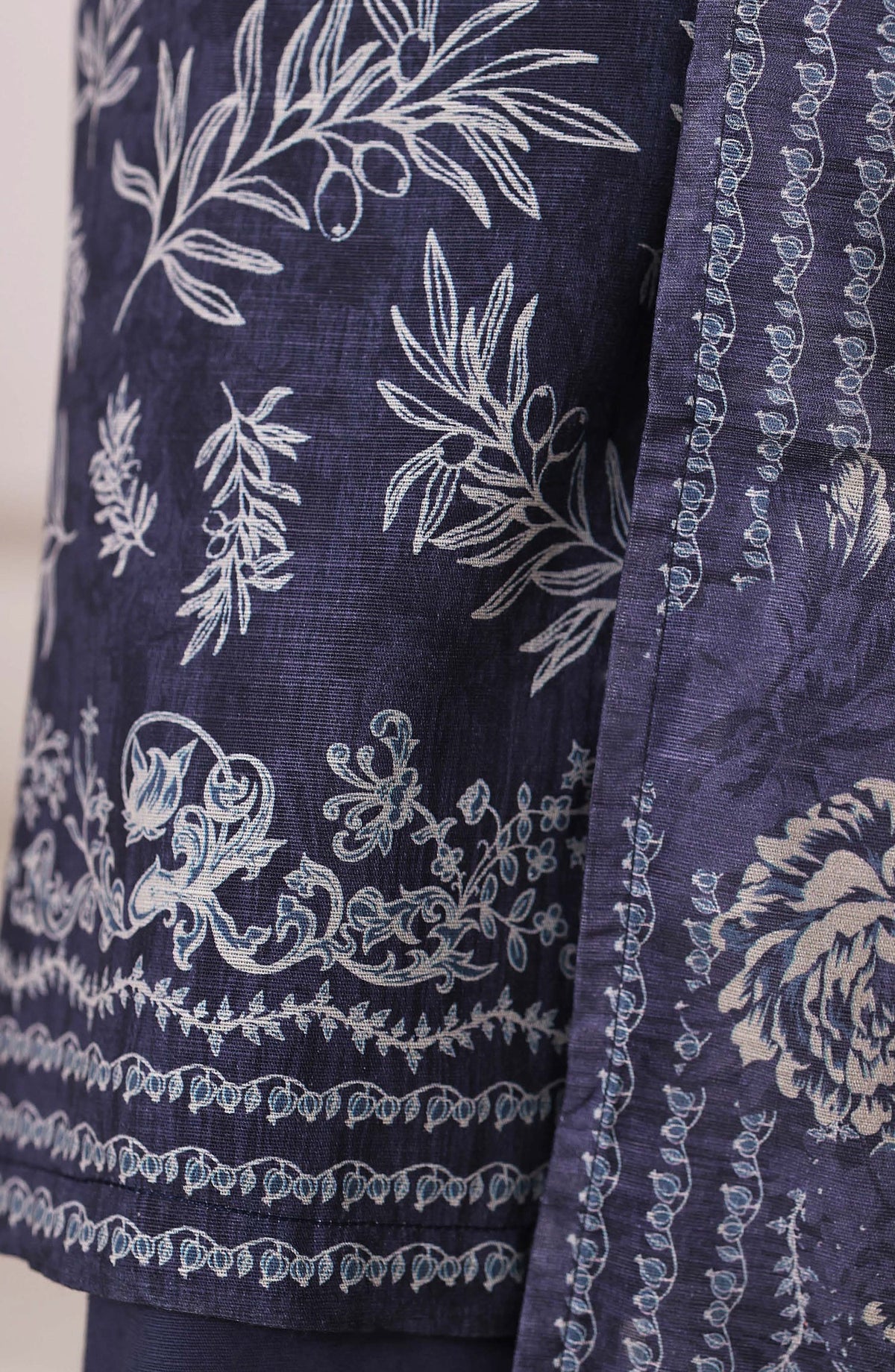 Sadabahar Printed Khaddar Stitched 3 Piece Suit - Design-10 - SBD25KHD - Blue - Winter Collection