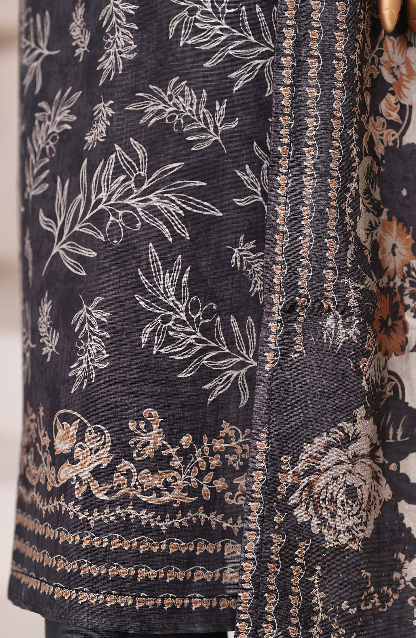 Sadabahar Printed Khaddar Stitched 3 Piece Suit - Design-04 - SBD25KHD - Black - Winter Collection