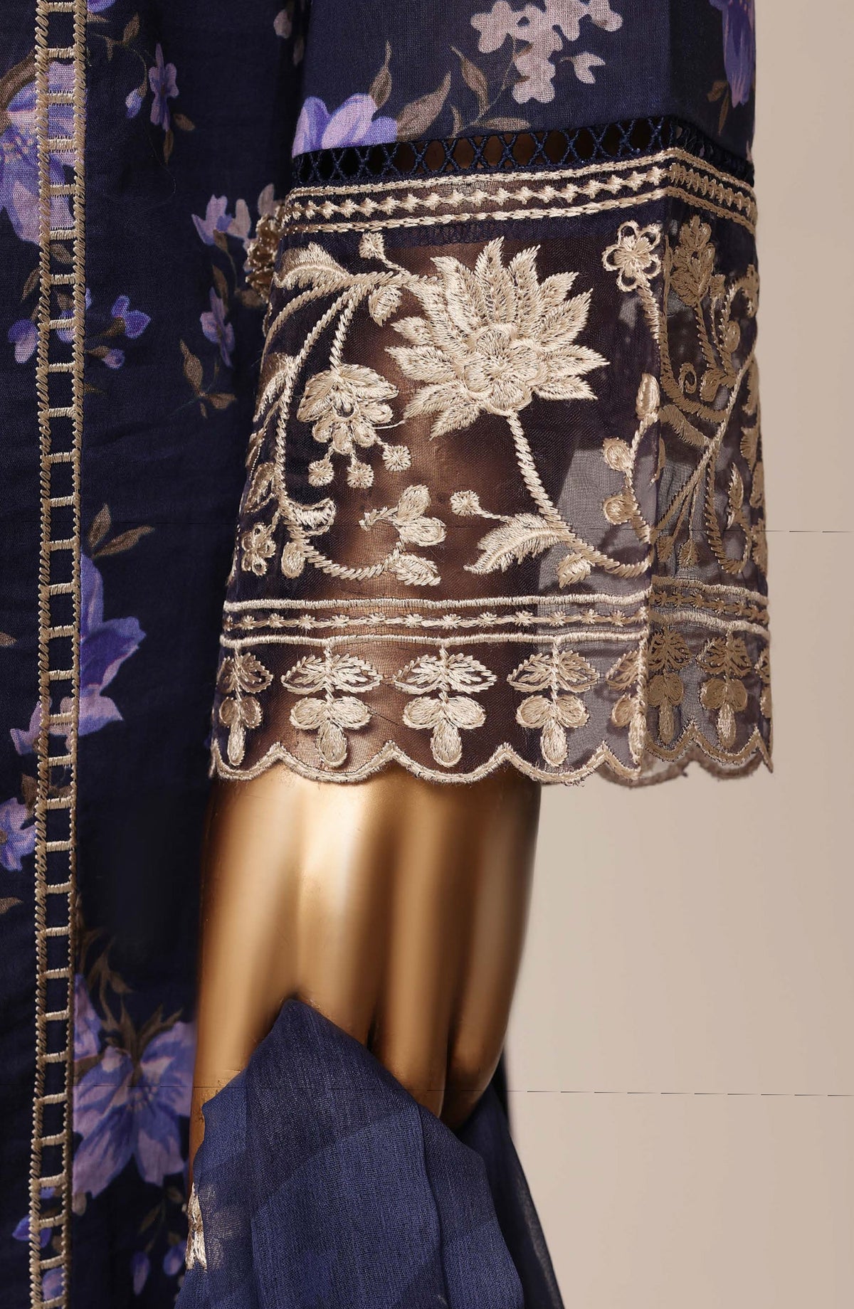 Sadabahar Signature Embroidered Stitched 3 Piece Suit - D-05 - SBD26XIT - Blue - Festive Collection
