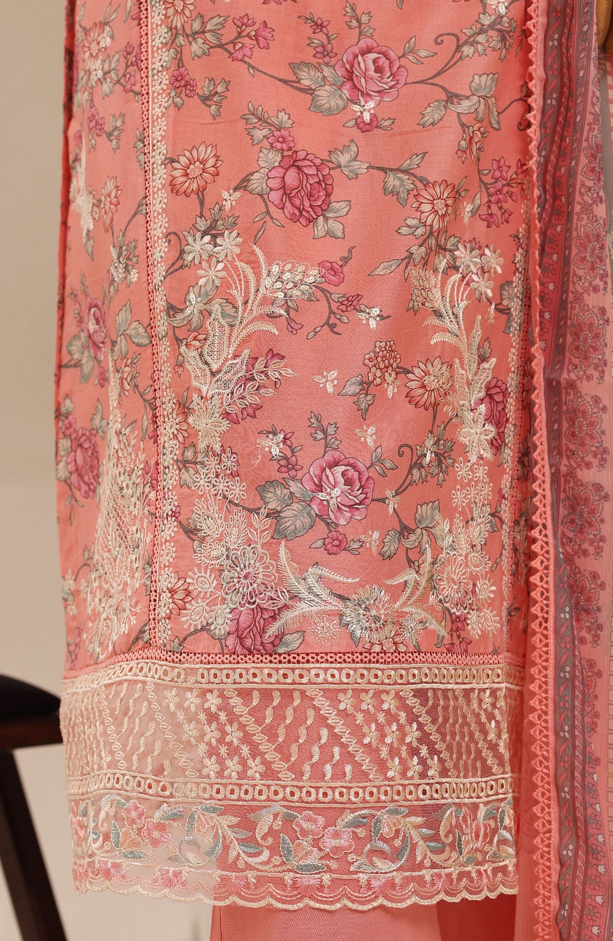 Sadabahar Signature Embroidered Stitched 3 Piece Suit - D-05 - SBD26SVEN - Pink - Festive Collection