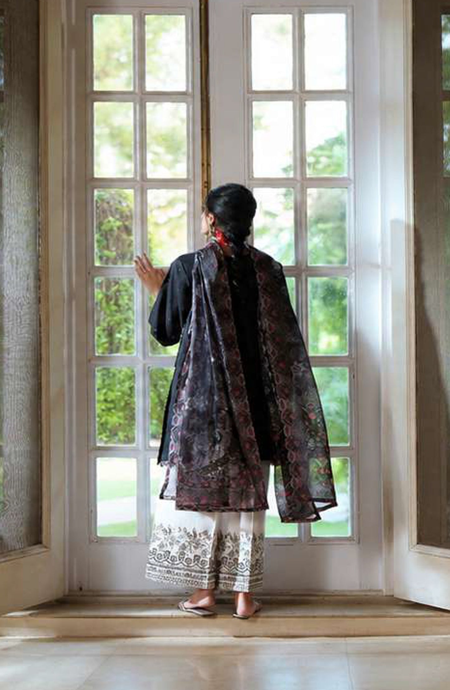 Sakoon by Casual Lite Embroidered Cotton Lawn Stitched 3 Piece Suit - Outfit-04 The Black - CL26SKN - Summer Collection