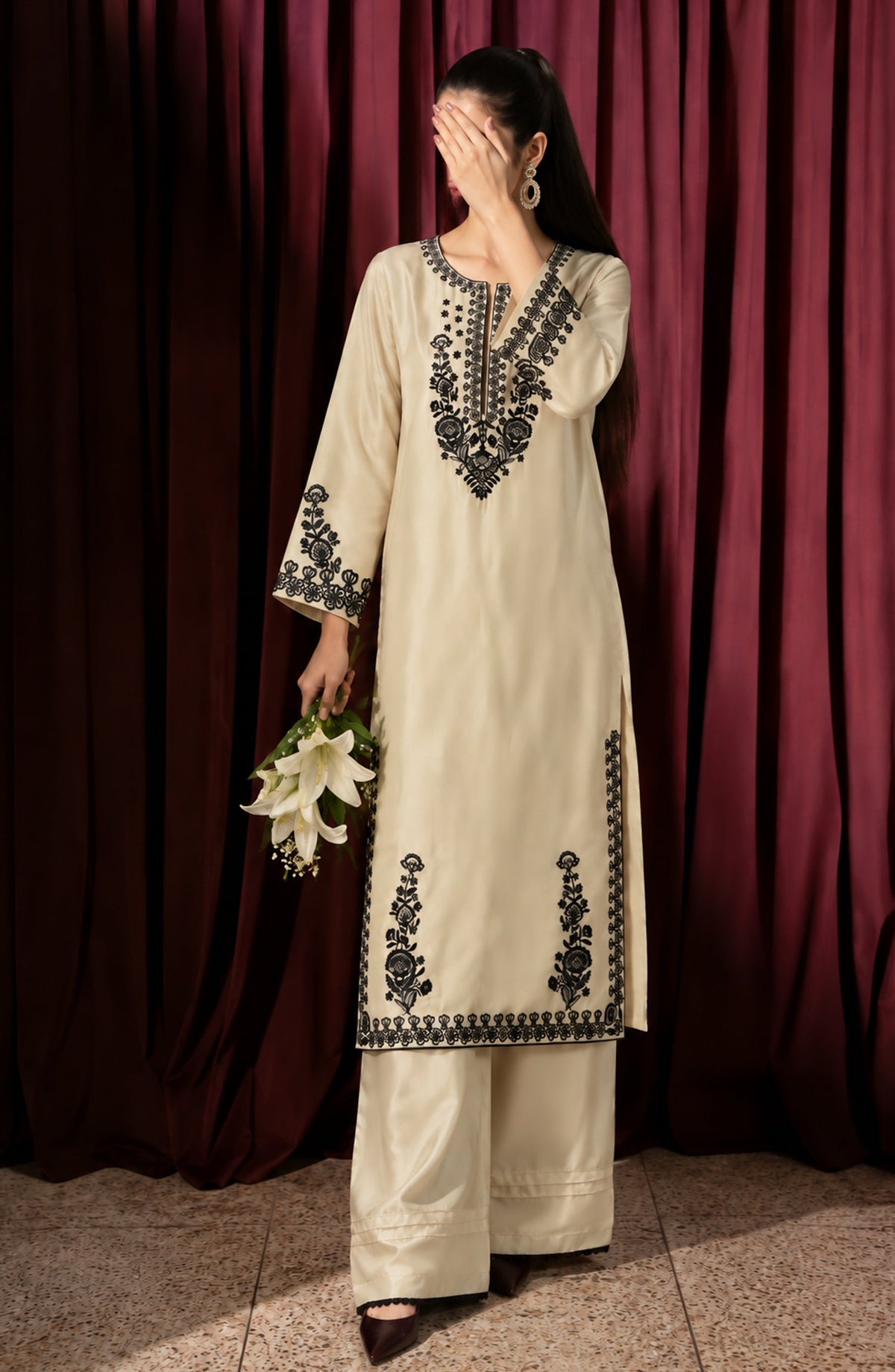 Shimmer by Amna Khadija Embroidered Shamooz Silk Stitched 2 Co-ord Set - AKSS-04 - AM26SMR - Off White - Casual Collection