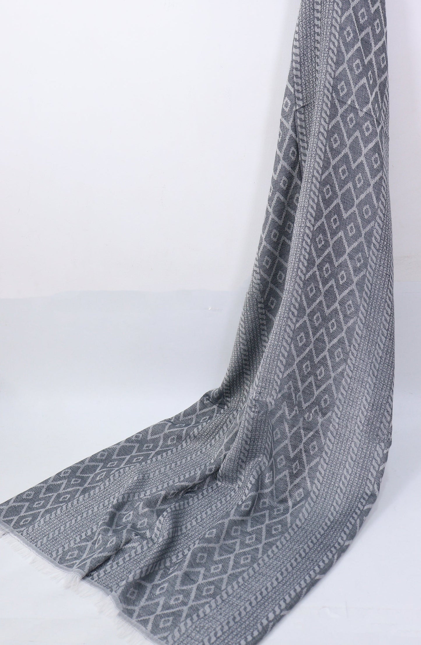 Amna Khadija Premium Twill Jacquard Stole Design-16 - AM25OLT - Grey - Summer Collection