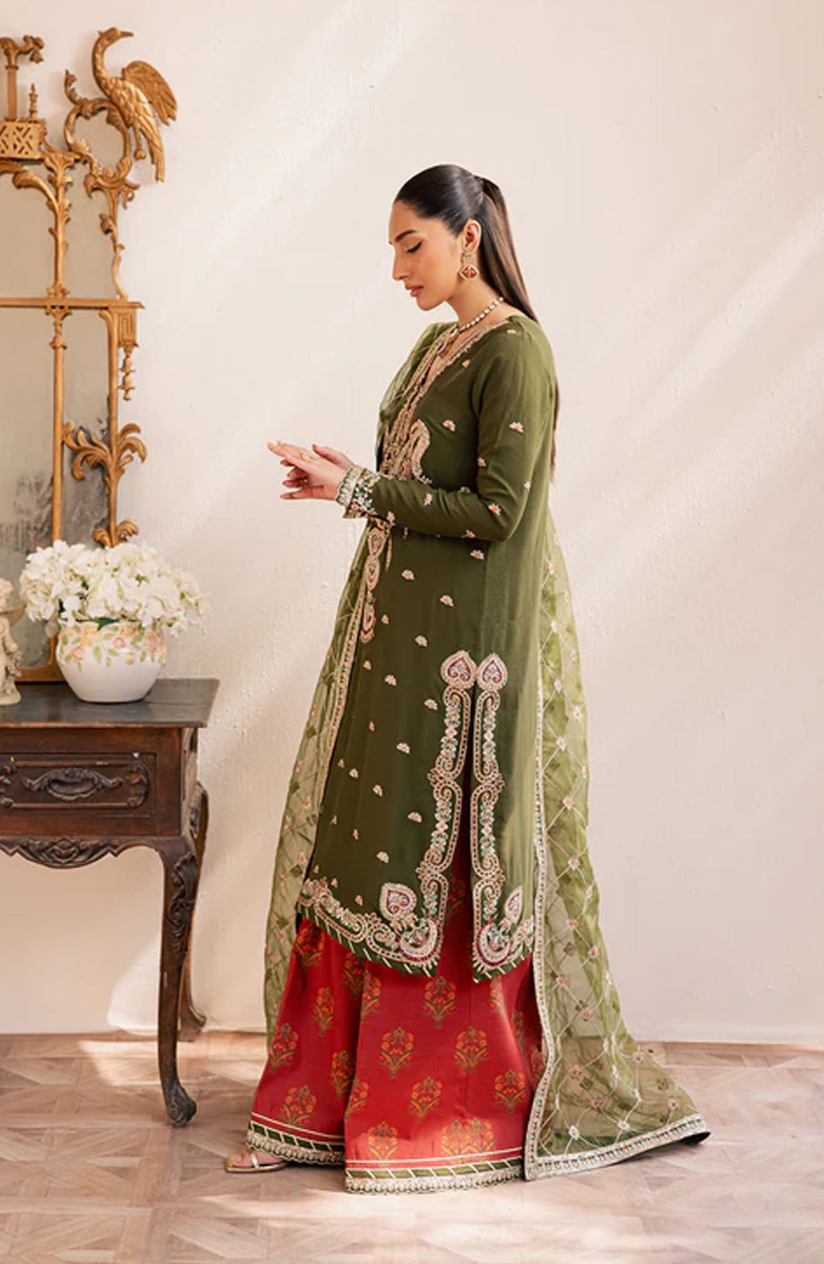Suave by Emaan Adeel Embroidered Chiffon Unstitched 3 Piece Suit - ORAYA - ED25SVF - Green - Festive Collection