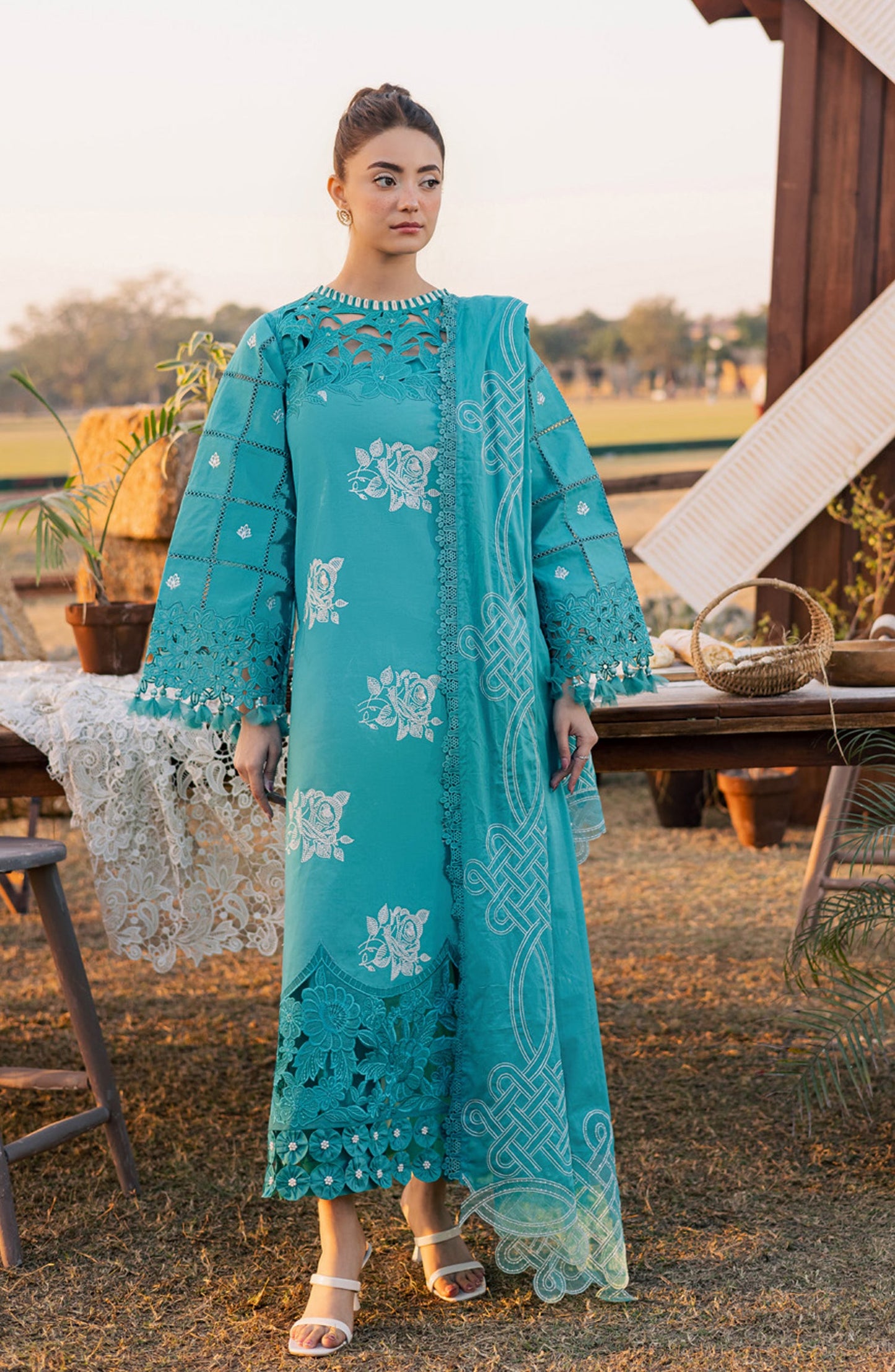 Summer Queen by Parishay Embroidered Lawn Unstitched 3 Piece Suit - SQU-15 - PS26SMQ - Ferozi - Summer Collection