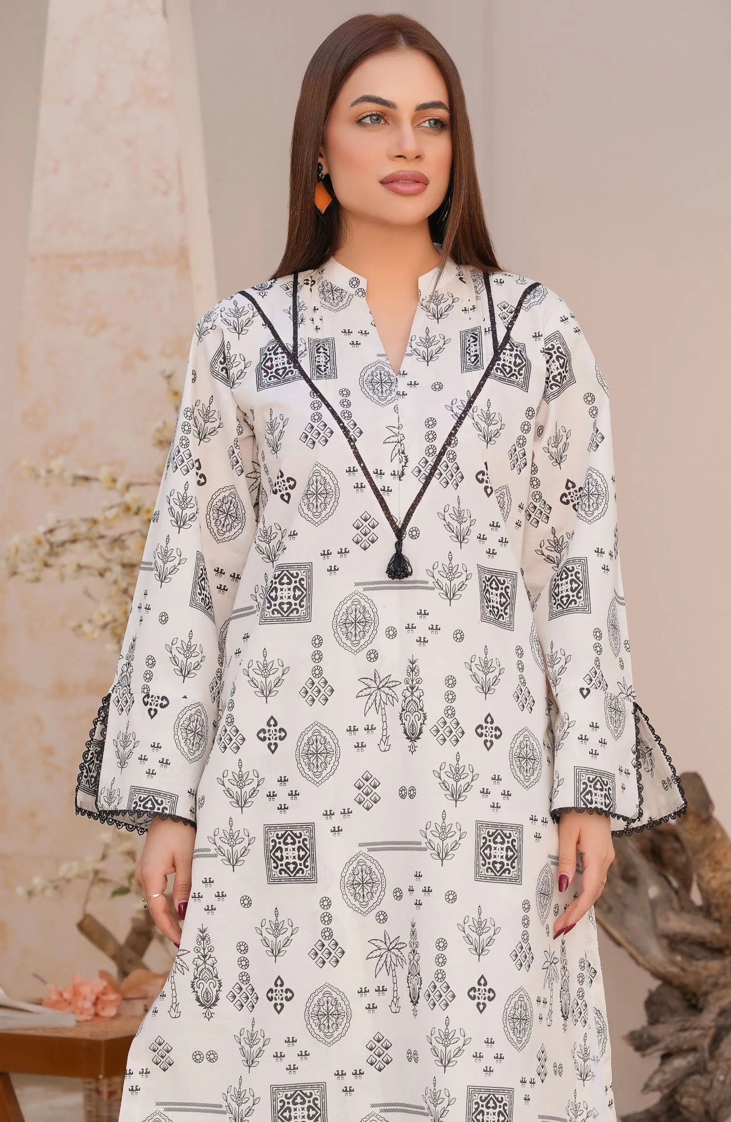 Threads N Weaves Printed Lawn Stitched 2 Piece Suit - RTWL25104 Classic White Intricate - TNW25SPL - White - Summer Collection