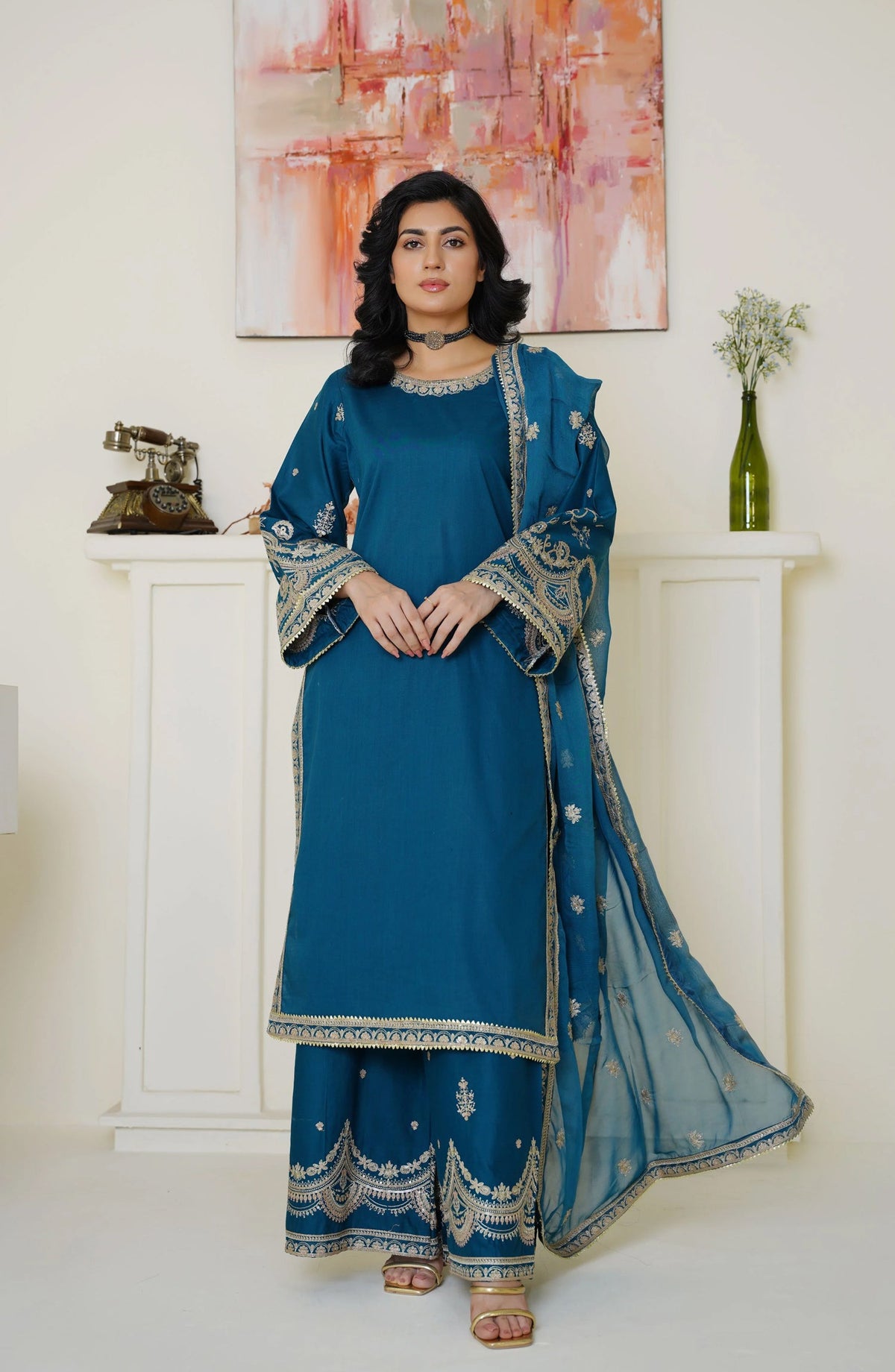 Threads & Weaves Elegant Teal Blue Embroidered Lawn 3-Piece Suit - Ready to Wear TNW25LN