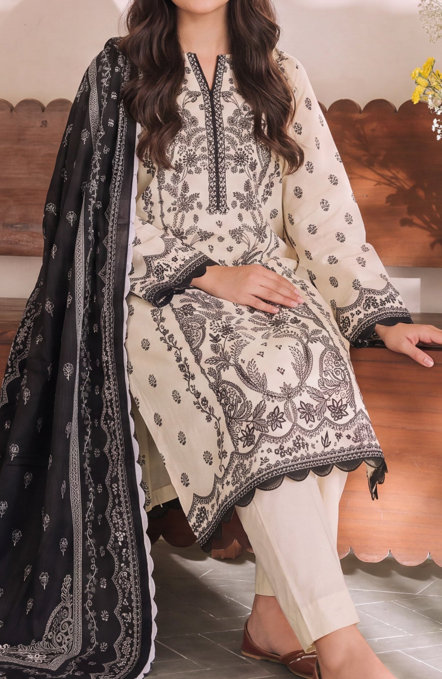 VS Daman Exclusive Printed Cambric Unstitched 3 Piece Suit - D-005 - VS26MB - Fawn - Summer Collection