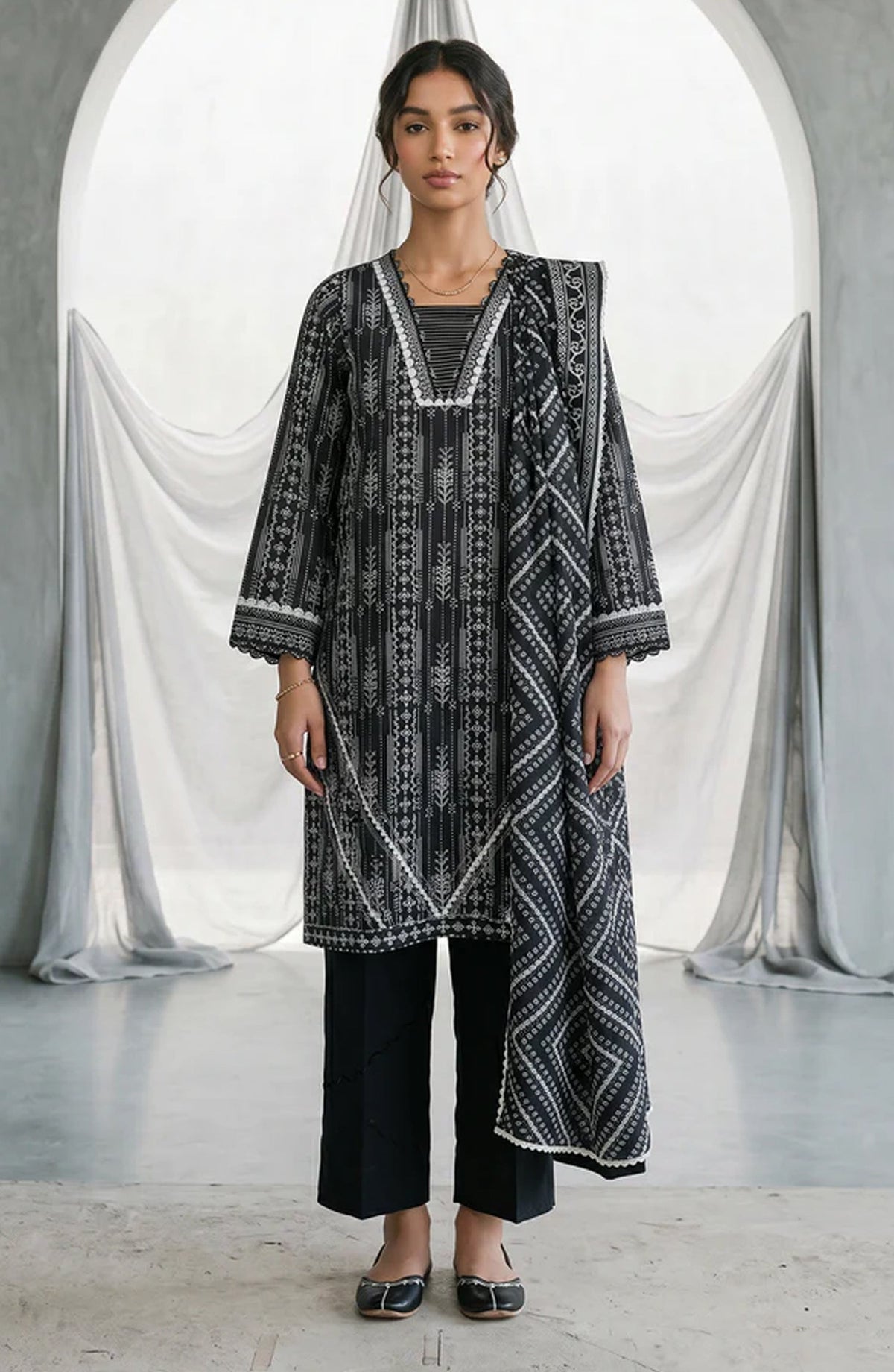 Zellbury Monochrome Printed Lawn Unstitched 3 Piece Suit - WUS26X31142 - ZB26CRM - Black - Summer Collection