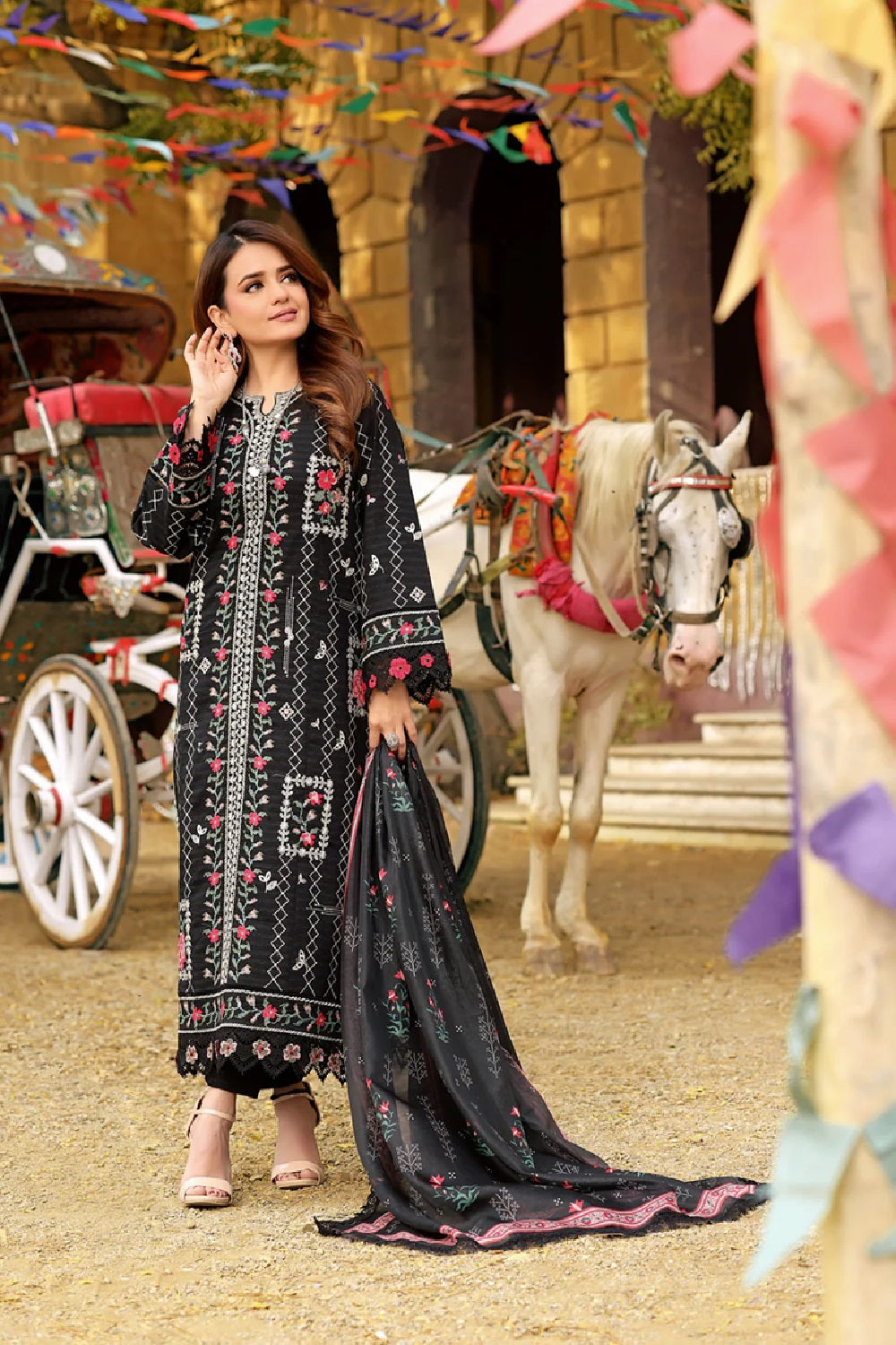 Aneelas Luxury Embroidered Lawn - TC-1510