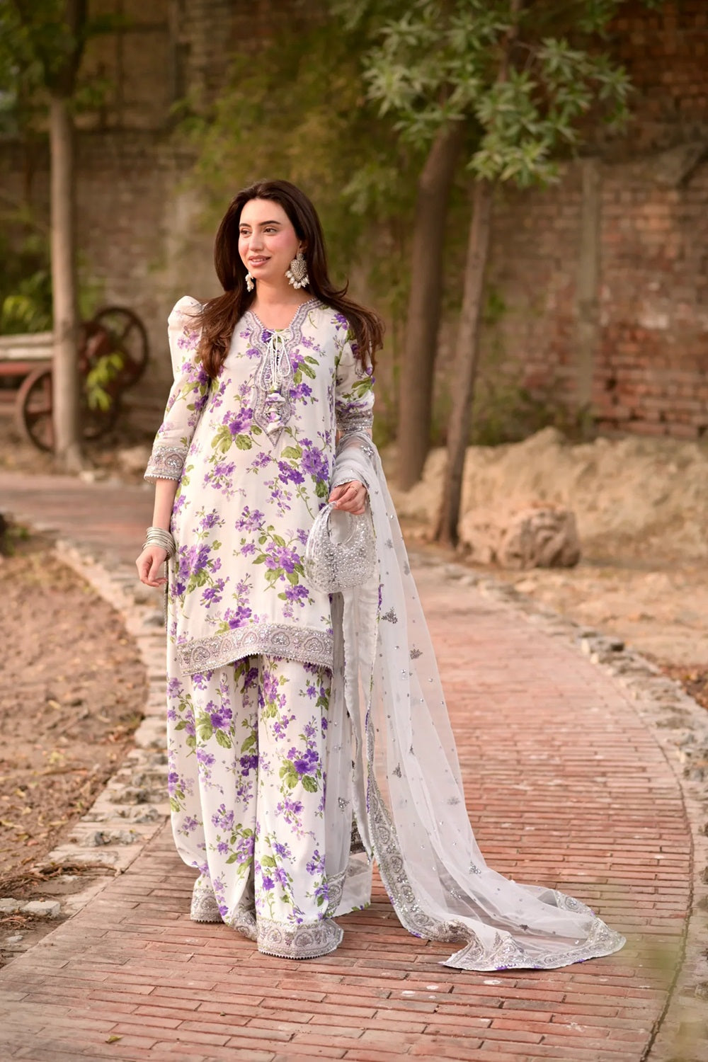 Aneelas Luxury Printed Embroidered Lawn - TC-1570