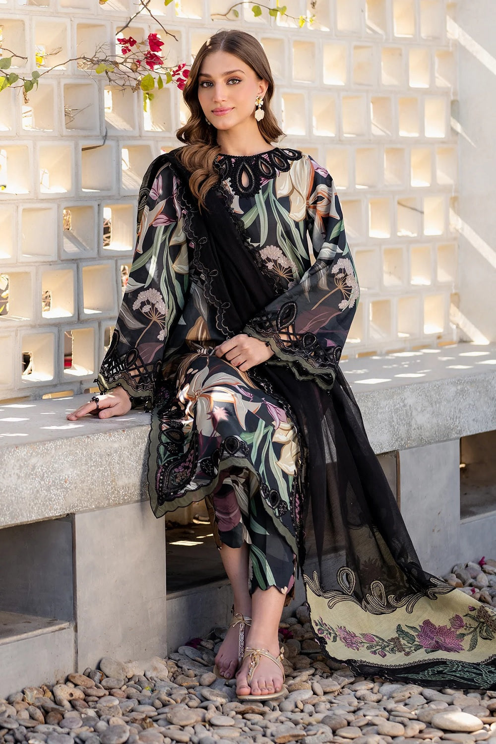 Baroque Luxury Embroidered Printed Lawn'25 SF-4090 - TC-1271