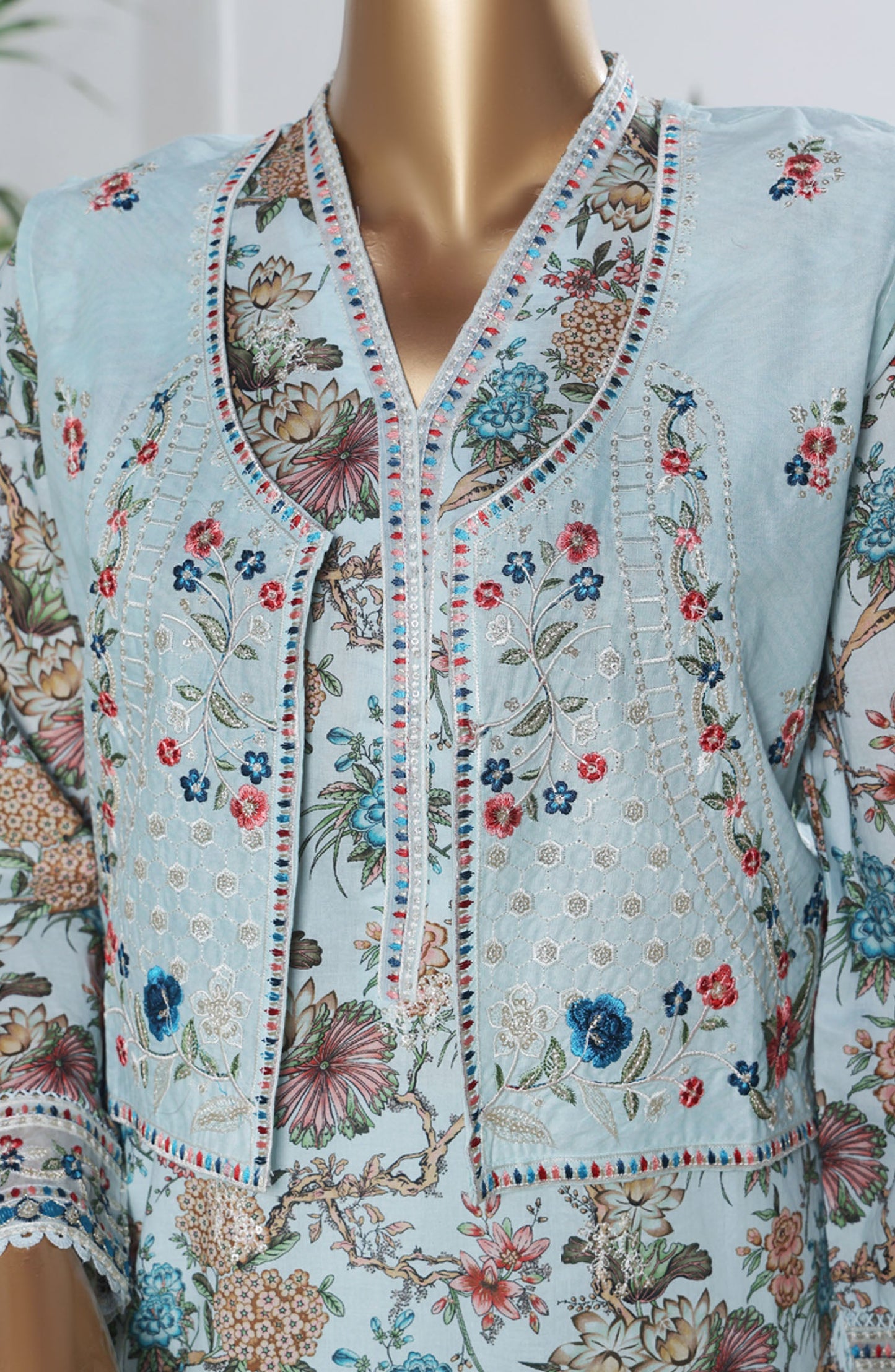 Bin Saeed Embroidered Lawn Stitched 3 Piece Suit - D-05 - BS25BEEC - Blue - Eid Collection