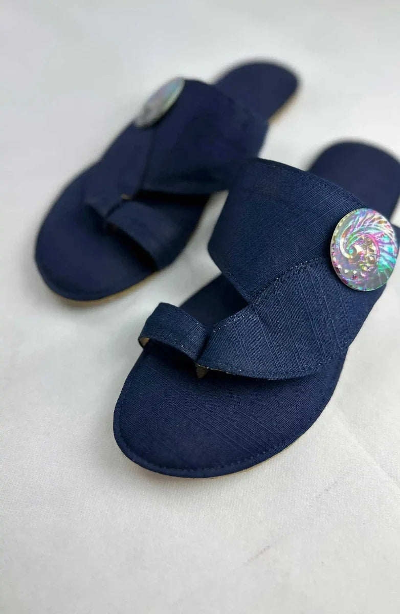 Daily Essential Luxury Khaddar 2PCs Collection-D 04 NAVY