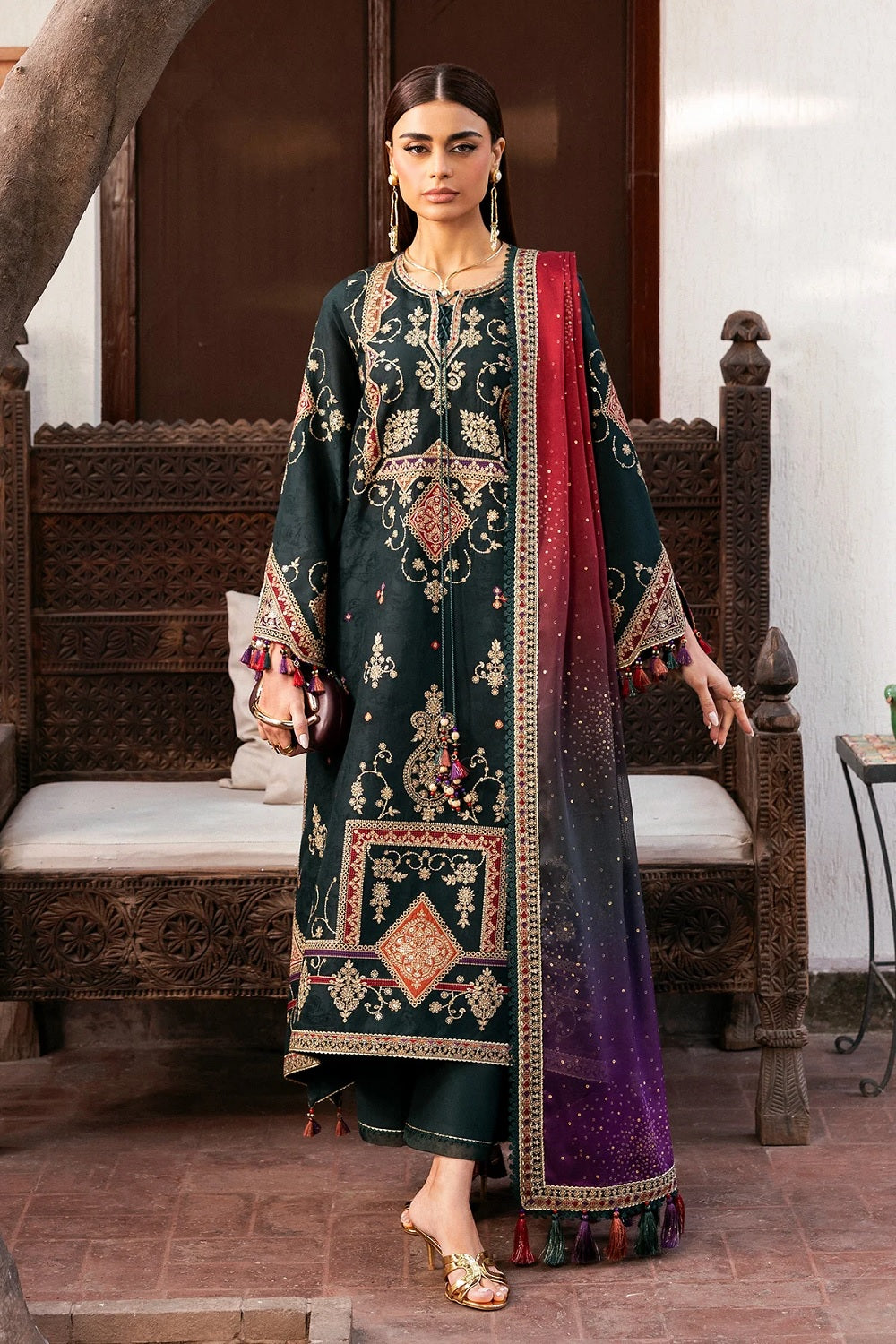 Jazmin Embroidered Luxury Lawn SL26-D03 - TC-1649