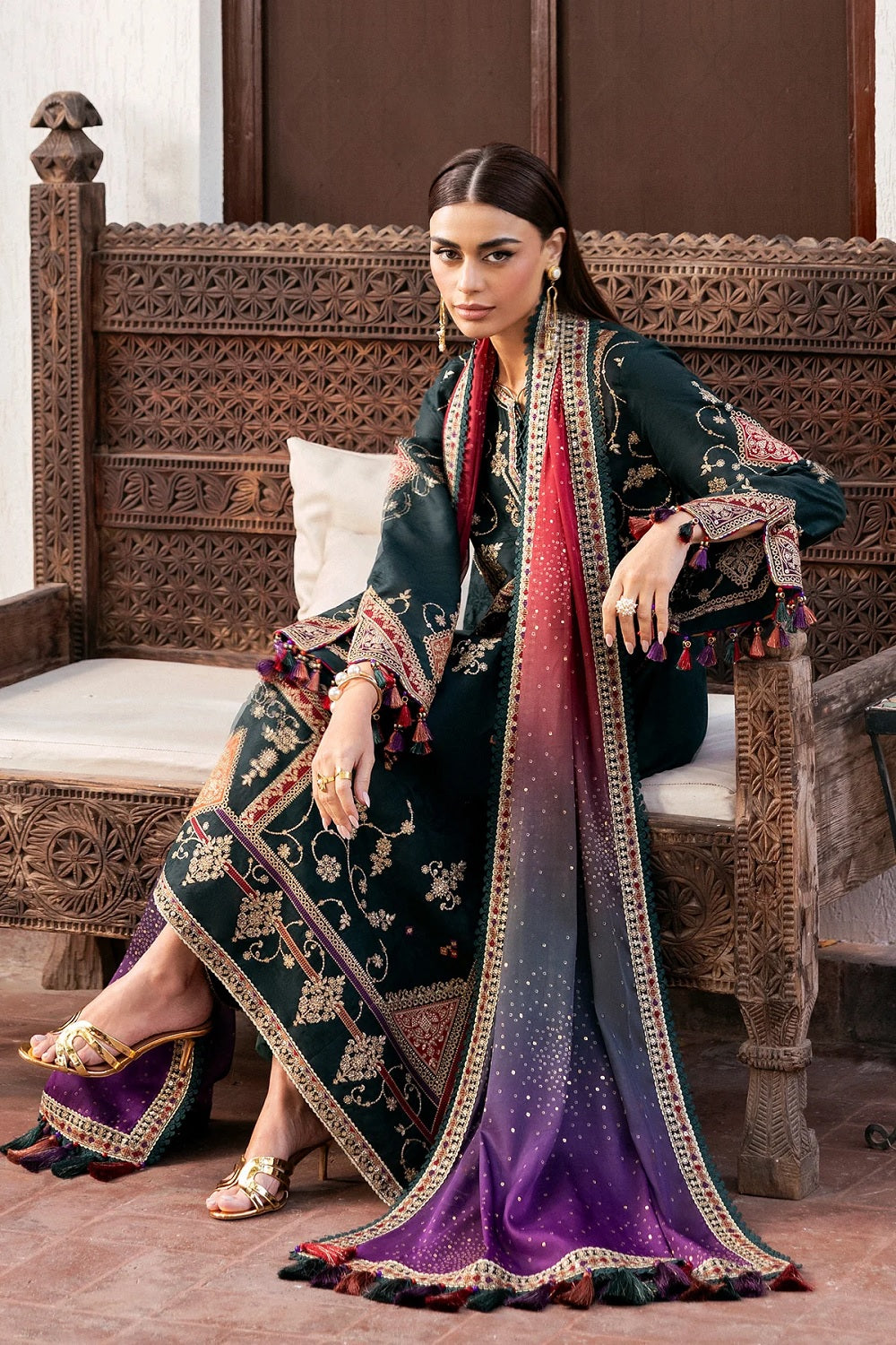 Jazmin Embroidered Luxury Lawn SL26-D03 - TC-1649