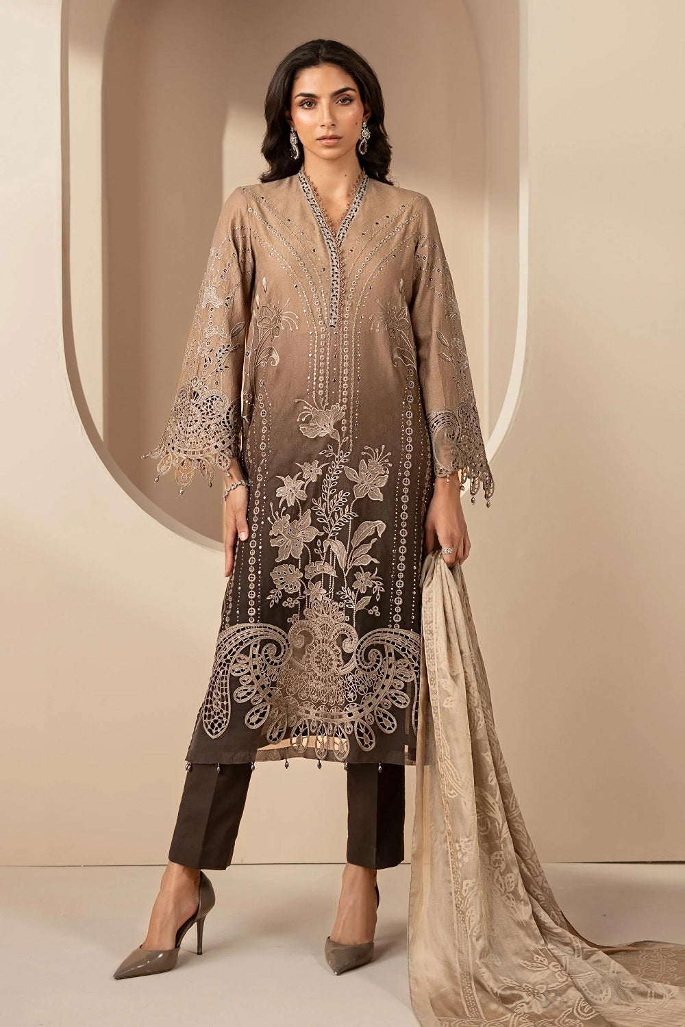 Maria.B. Luxury Lawn Eid Edit'26 - DS-2601-A - TC-1618