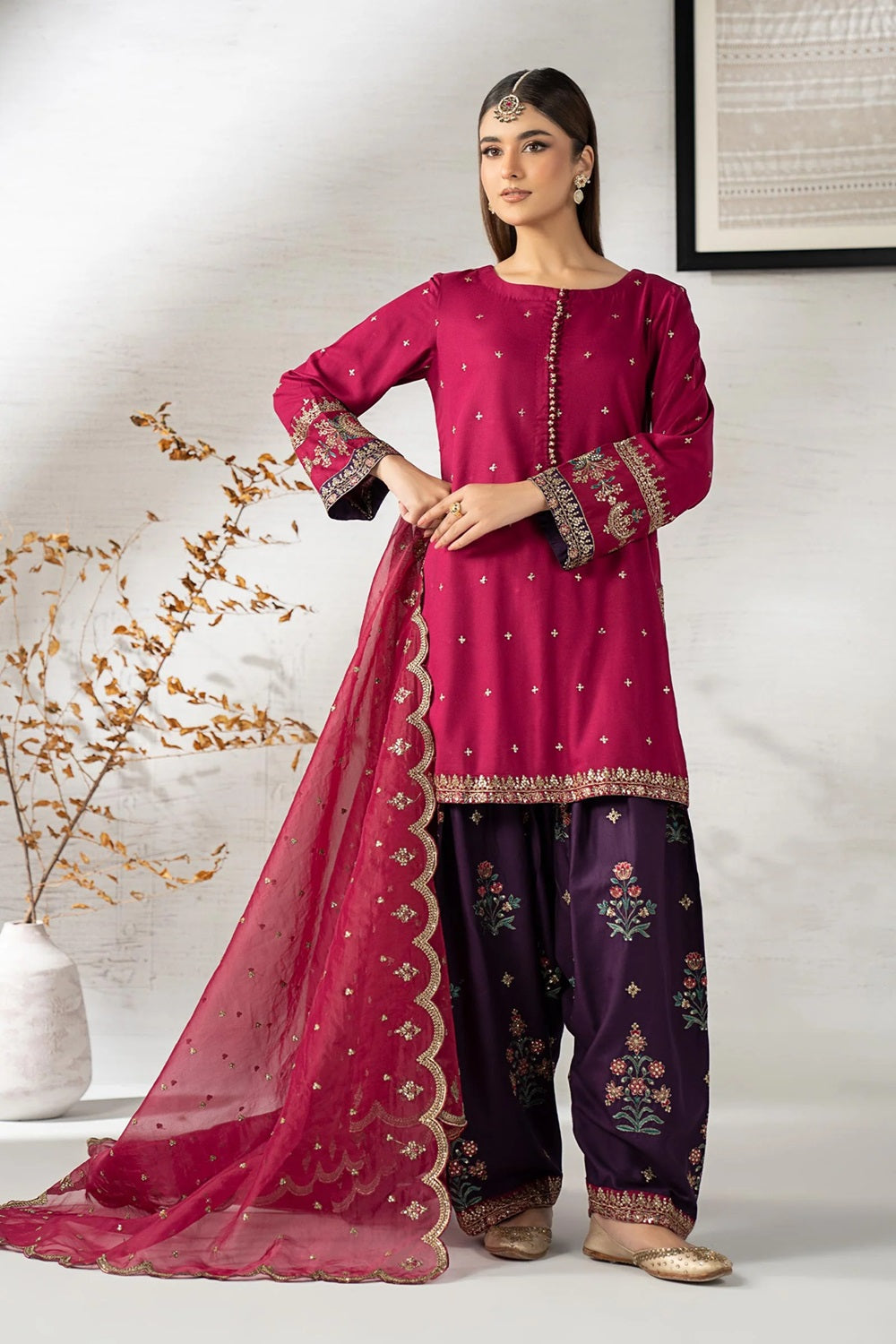 Maria.B. Luxury Lawn Eid Edit'26 - DW-W25-27 B- TC-1598