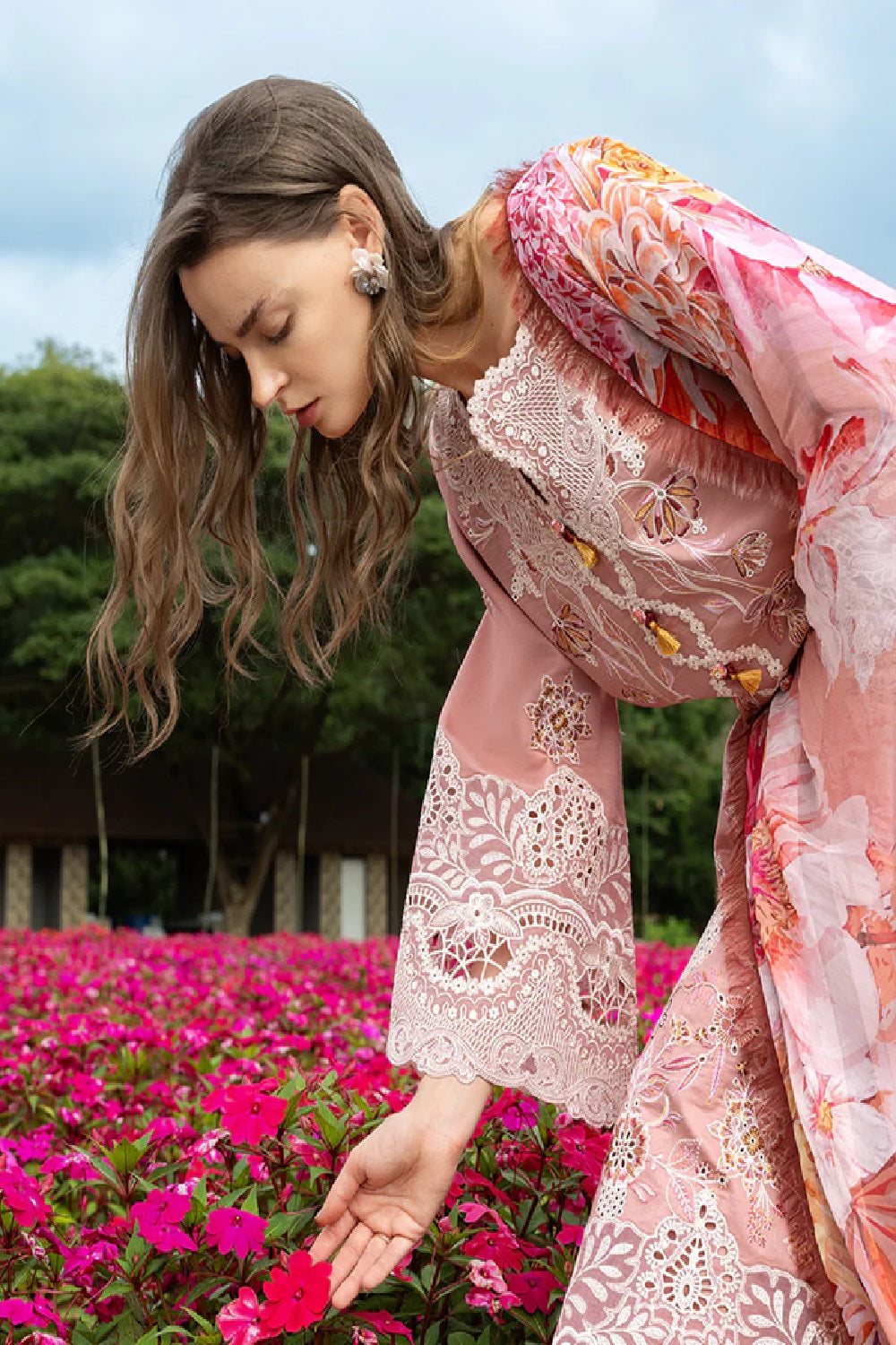 Mushq Hemline The Secerat Garden Luxury Lawn - Peach Blossom - TC-1508