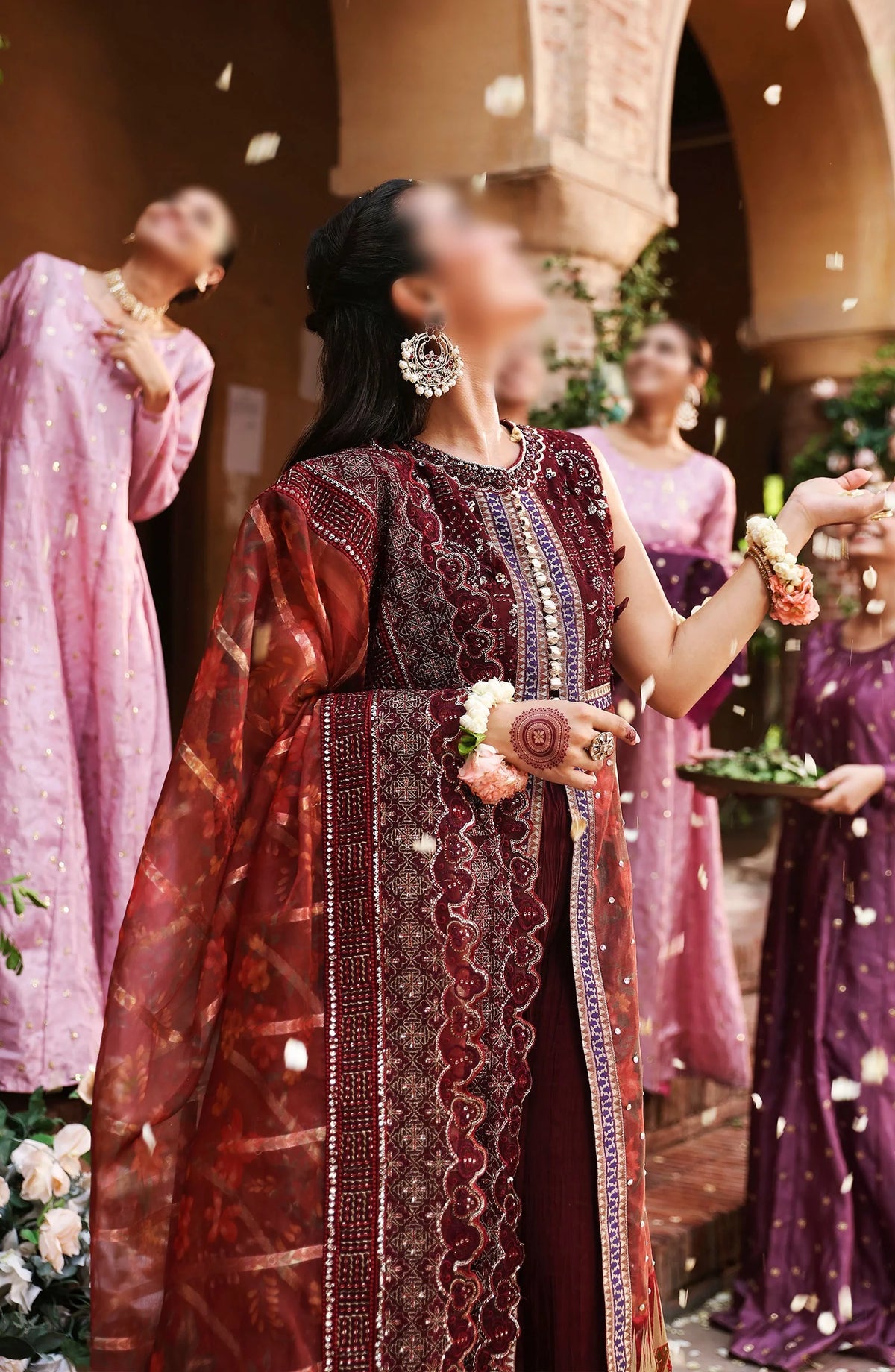 Nureh Jhoomro Luxury Wedding Collection 2024 - NL-71
