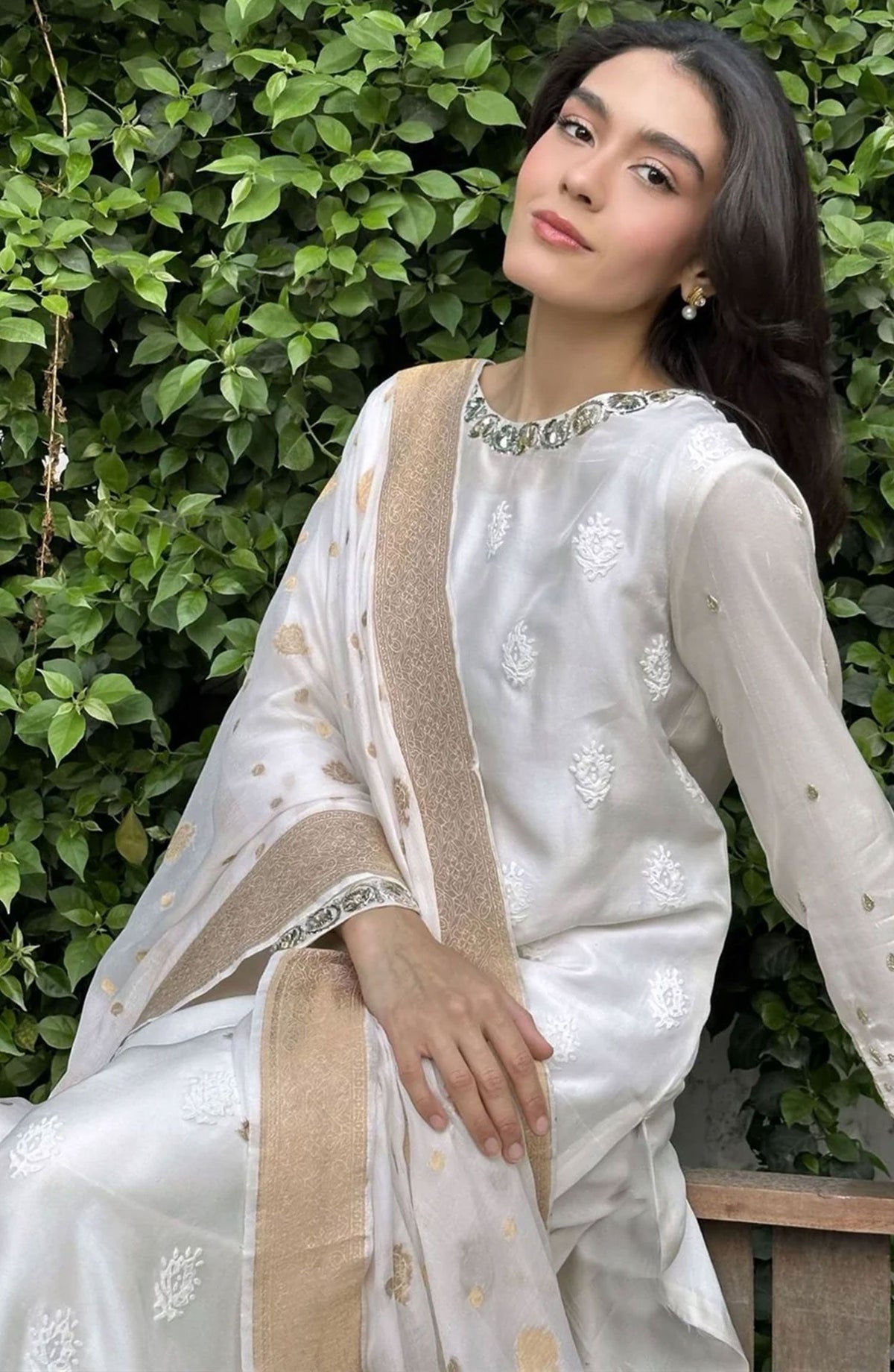 Luna Edit By Hues Atelier Embroidered Chiffon Stitched 3 Piece - Nooray White - HA25L - Festive Collection