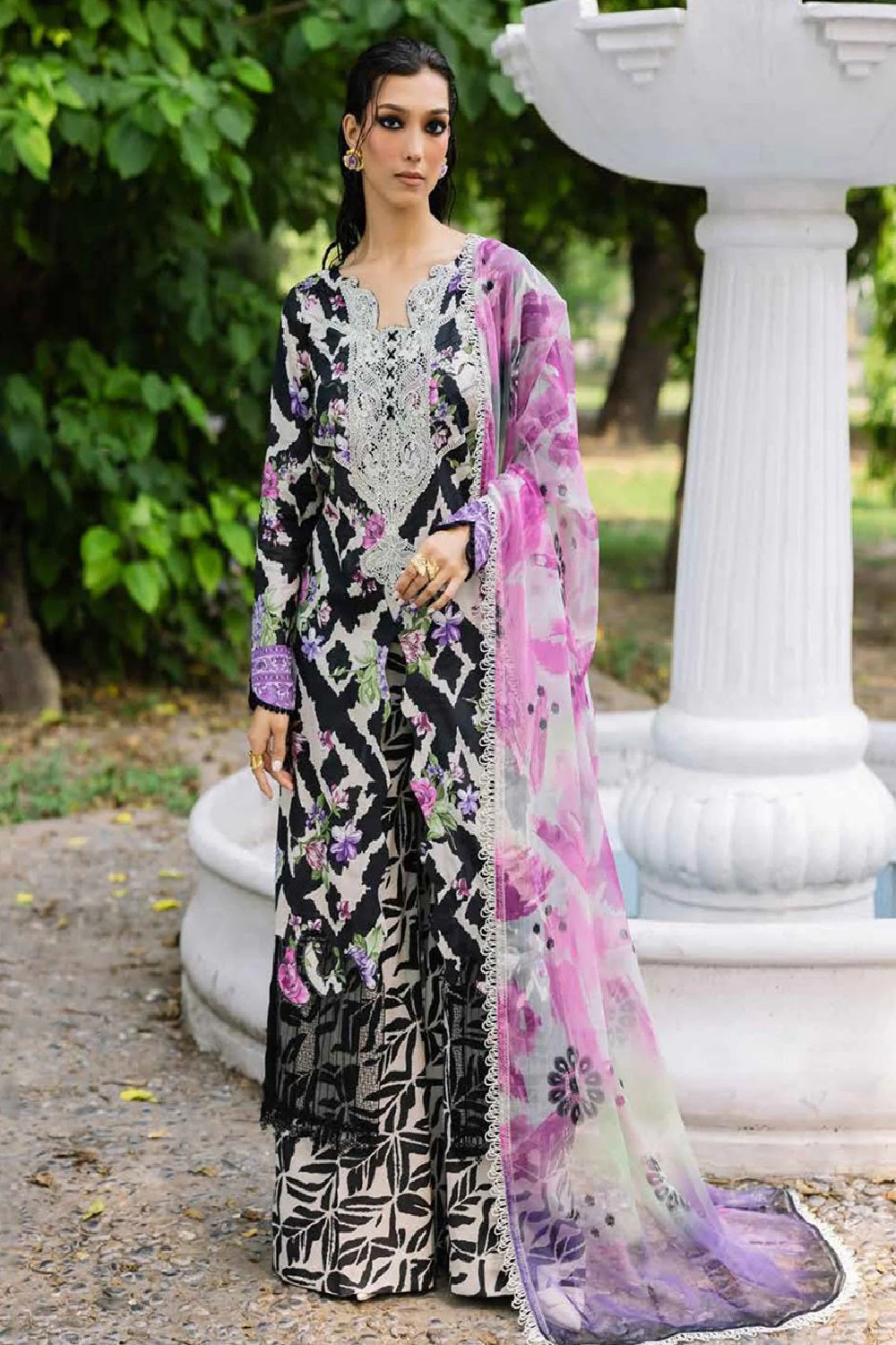 Nureh Daily Delights DD-05, Printed Embroidered Lawn Edit'26 - TC-1565