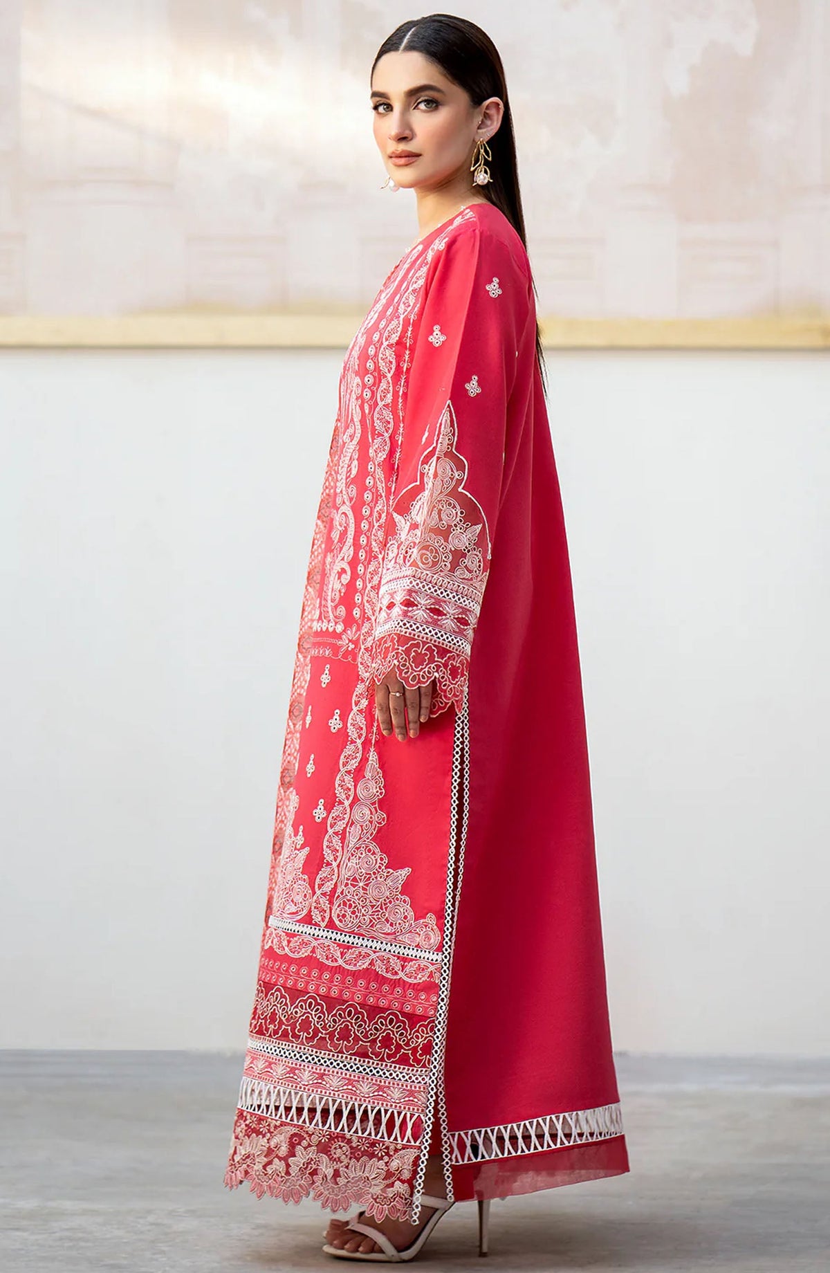 Luxe Lawn Eid Collection By Saad Shaikh - Pie