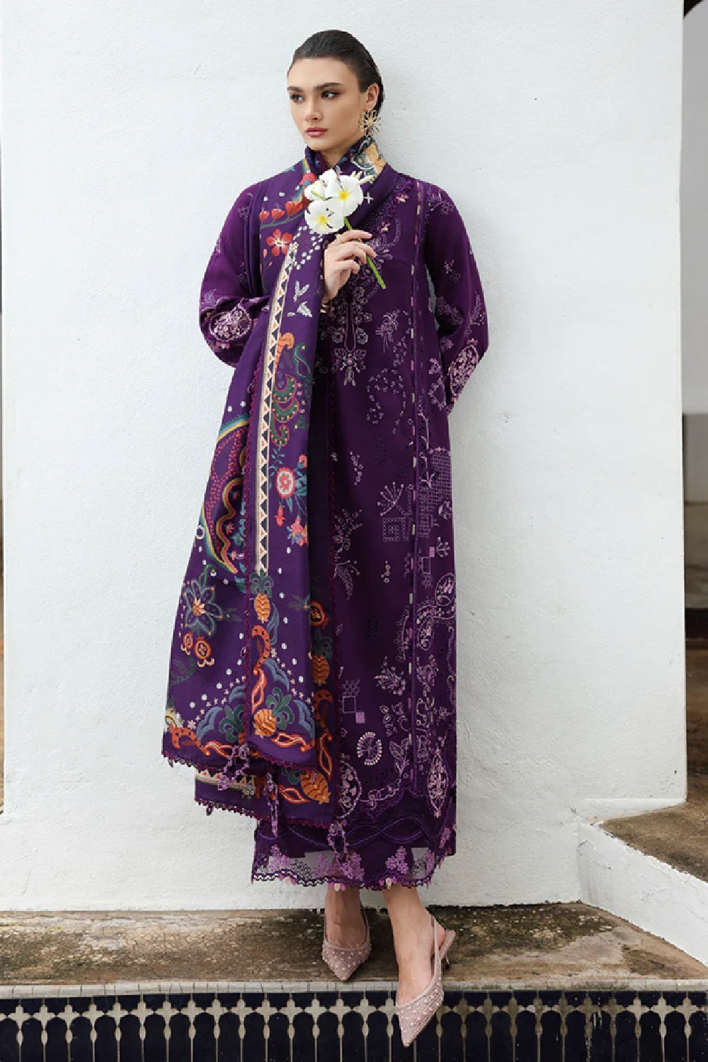 Qalamkar KL-15 IRIS Luxury Embroidered Lawn Edit'26 - TC-1564