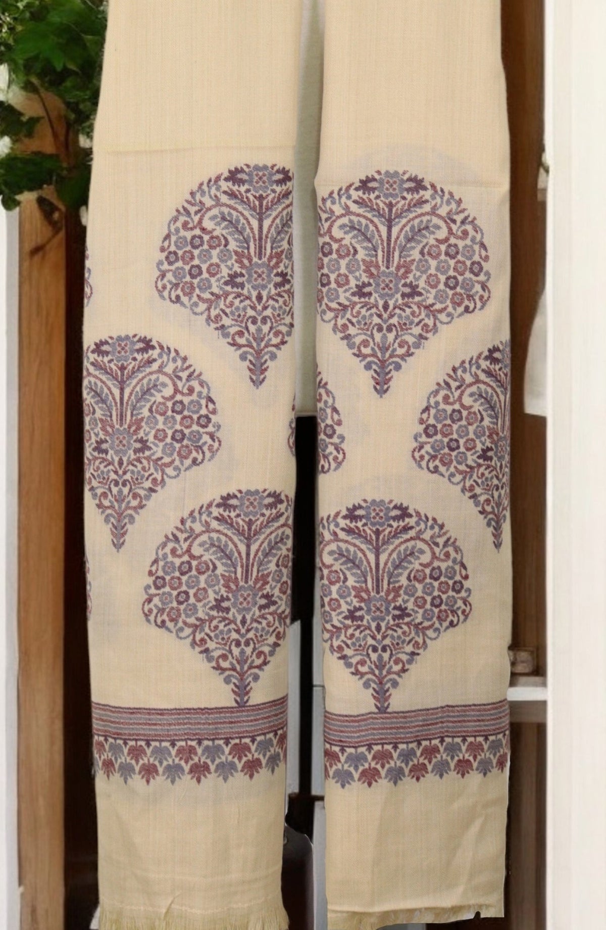 Amna Khadija Premium Wool Shawl - D-02 - 9601490 - AM25SHWL - Light Lemon - Winter Collection